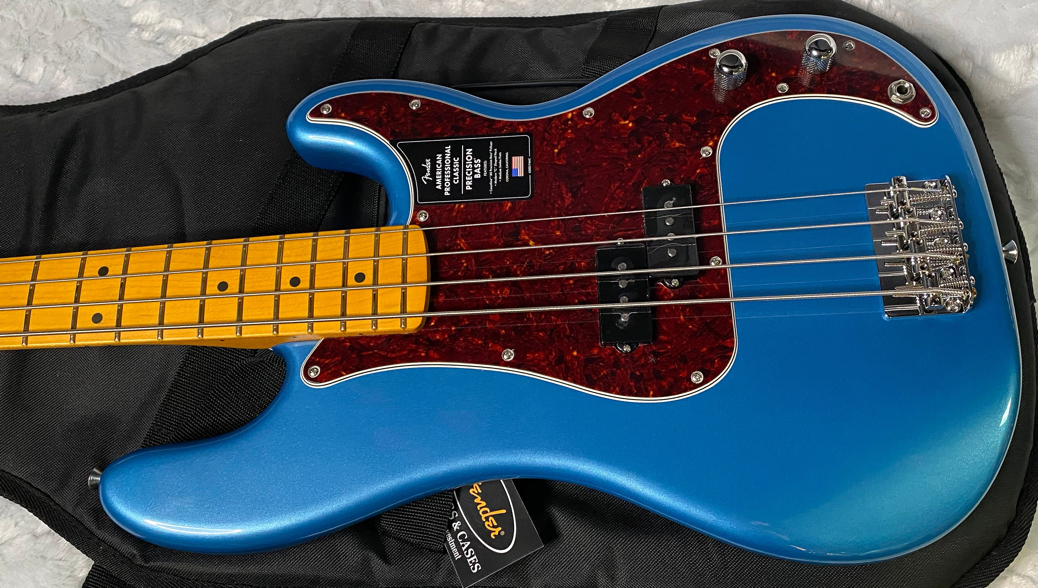 NEW! Fender American Professional Classic Precision Bass - Faded Lake Placid Blue - 9lbs - Authorized Dealer - G05766