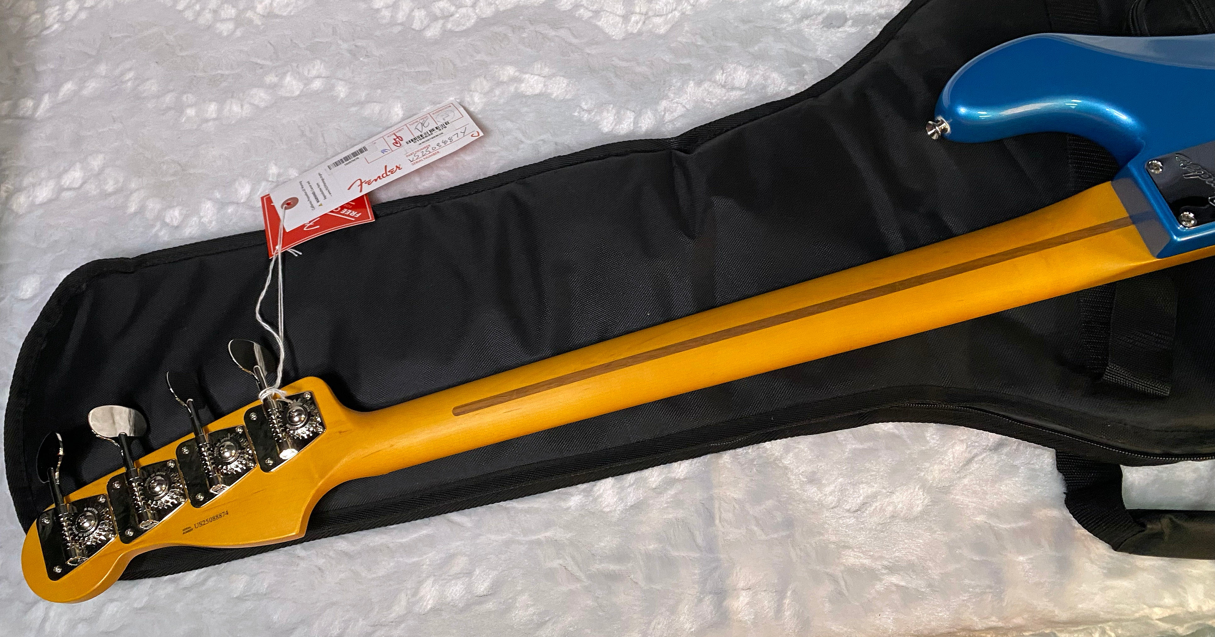 NEW! Fender American Professional Classic Precision Bass - Faded Lake Placid Blue - 9lbs - Authorized Dealer - G05766