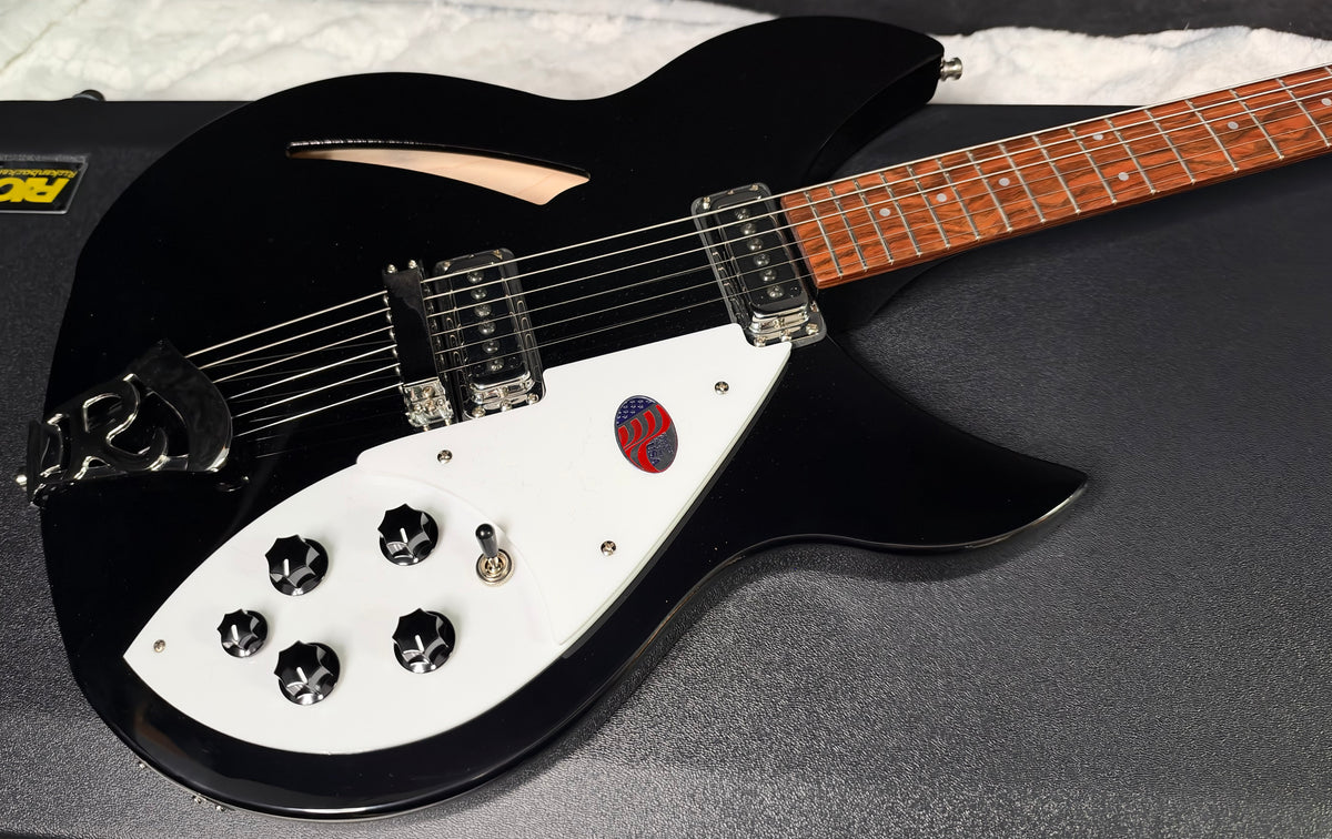 NEW! Rickenbacker 330 Jet Glo JG Jetglo - Semi Hollow Electric Guitar - Authorized Dealer - 7.6 lbs - G08055