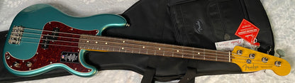 NEW ! Fender American Professional Classic Precision Bass Faded Sherwood Green Metallic - 8.9lbs - Authorized Dealer - G05762