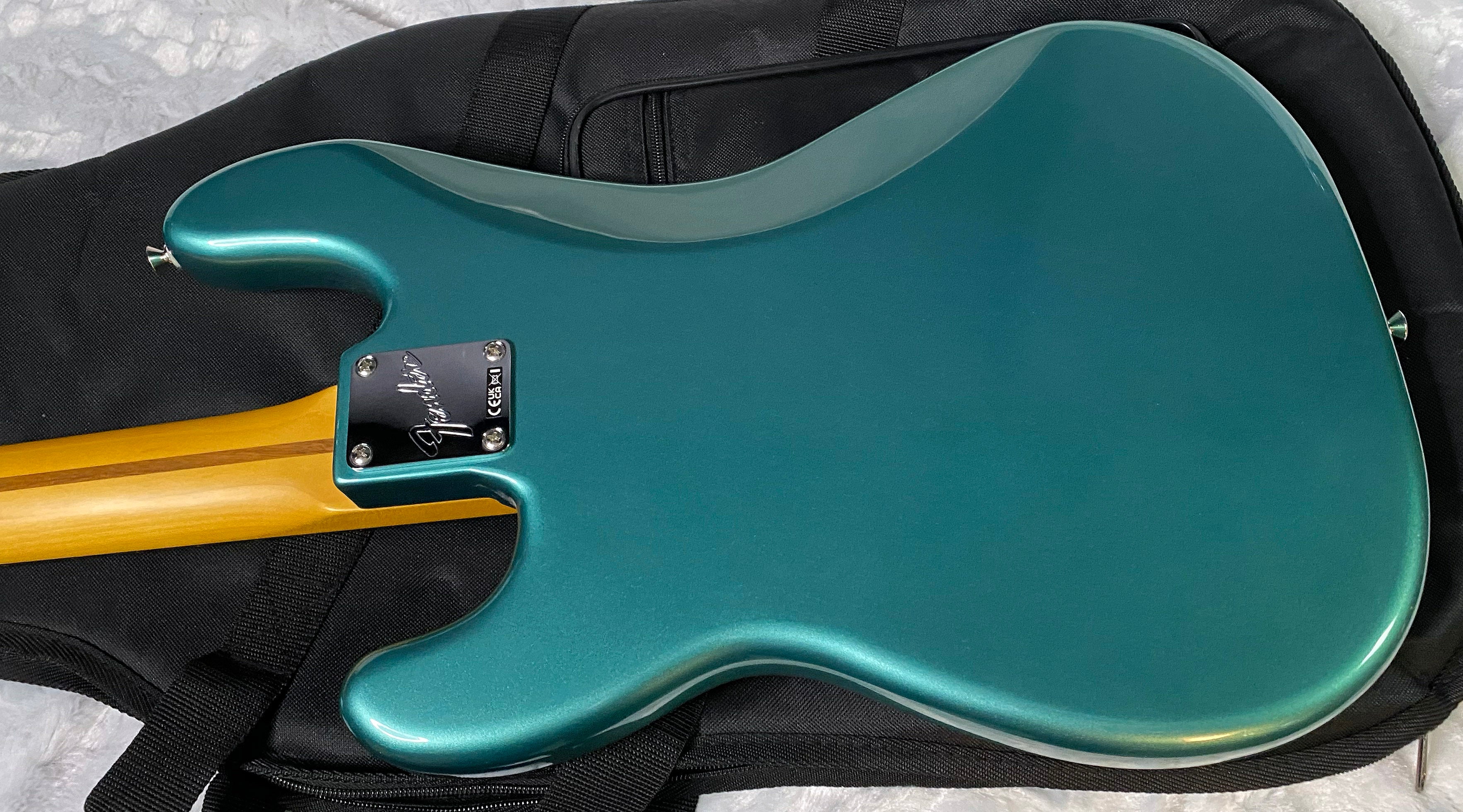 NEW ! Fender American Professional Classic Precision Bass Faded Sherwood Green Metallic - 8.9lbs - Authorized Dealer - G05762
