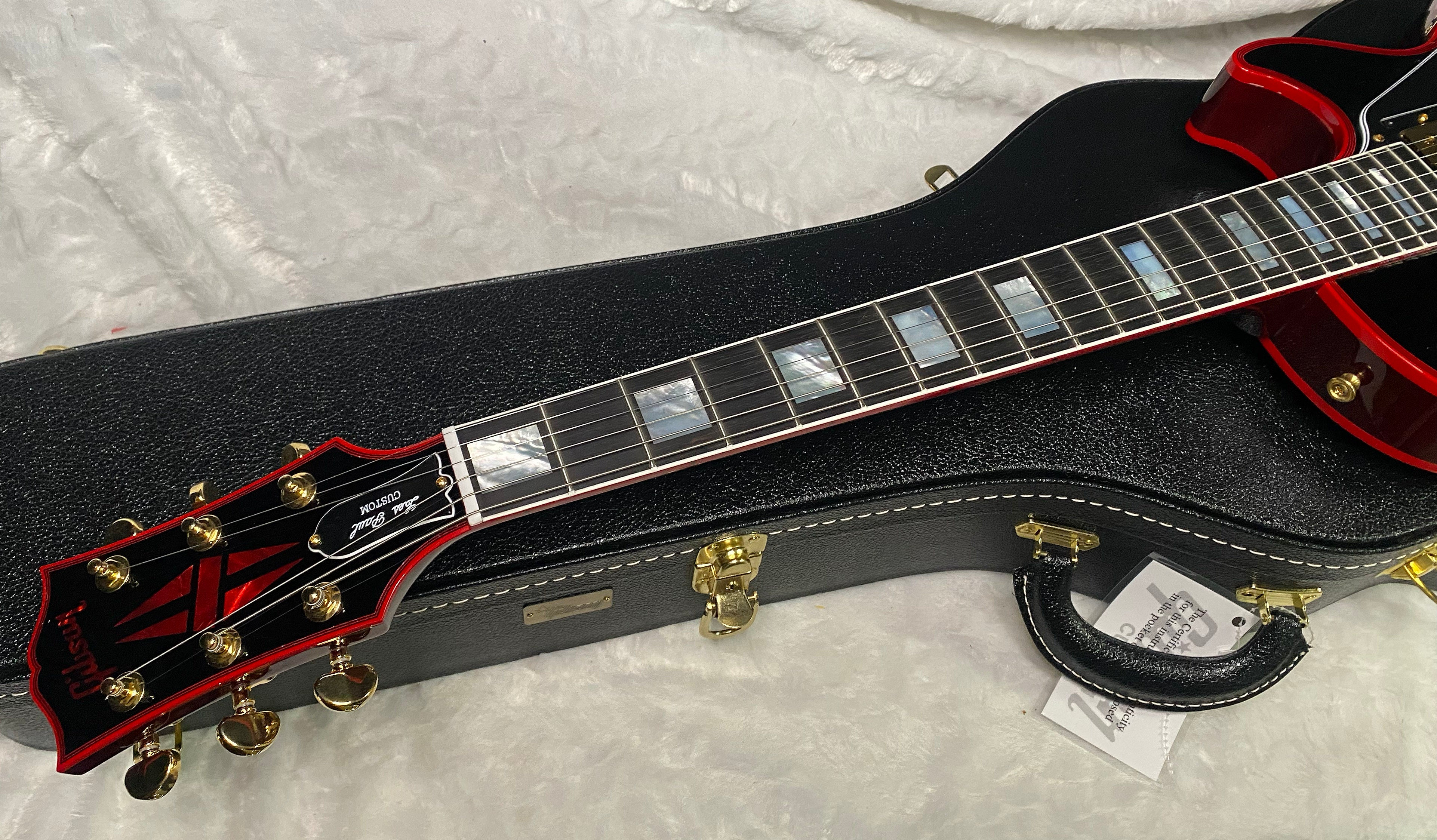 NEW! Gibson Dealer Select Custom Shop Les Paul Custom Red Widow AAA Figured Flame Top - Authorized Dealer - 9.9 lbs - G07304