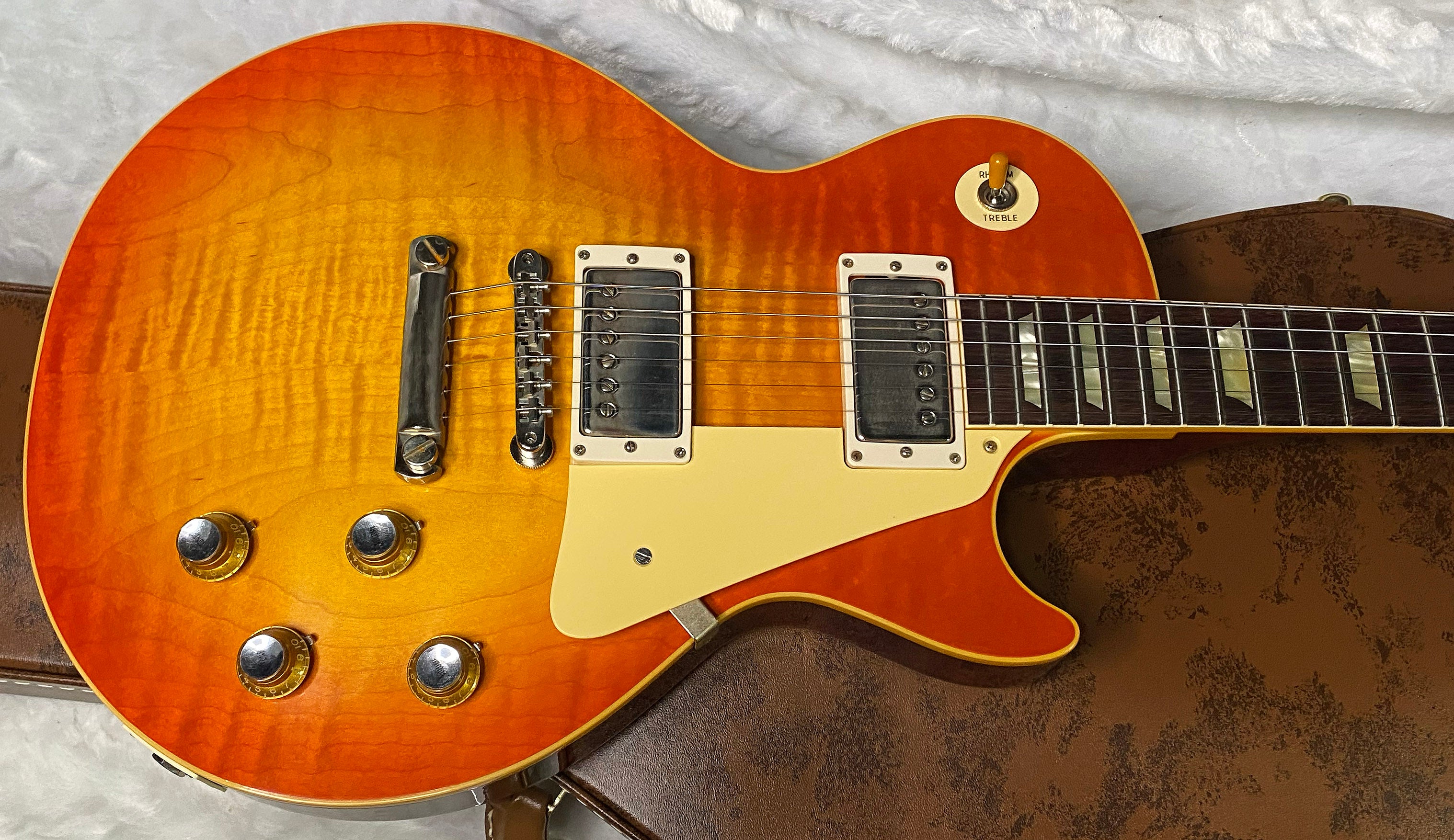 NEW! Gibson Custom 1960 Les Paul Standard Reissue VOS - Tangerine Burst - Authorized Dealer - ONLY 8.6 lbs - G07282