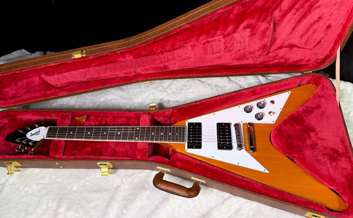 NEW! Gibson '70s Flying V - Antique Natural - Only 6.4 lbs - Original Case - Authorized Dealer - G07983