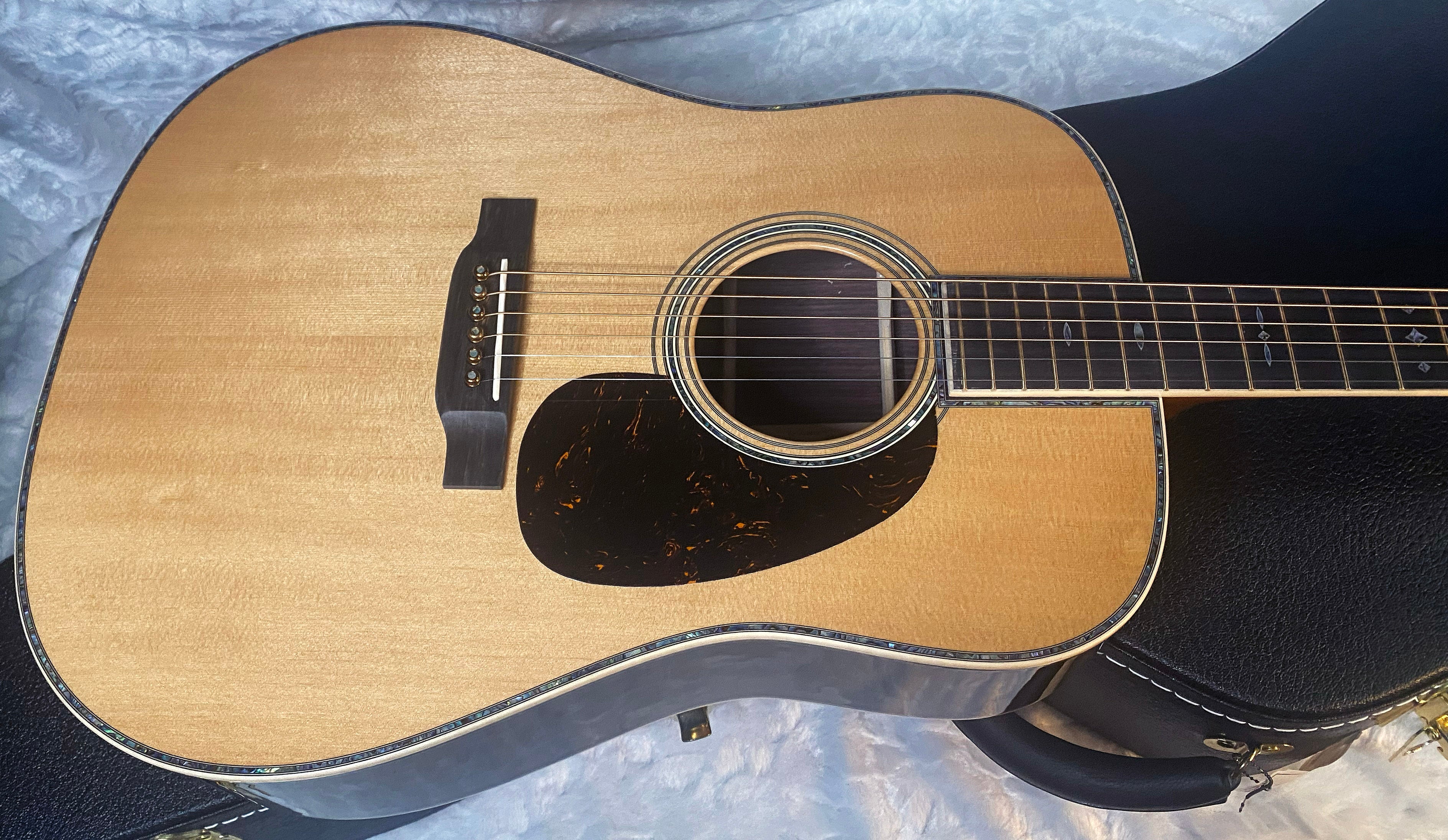 NEW! Martin D-45 Modern Deluxe Acoustic Guitar - Natural - 4.45lbs - Authorized Dealer - G05852