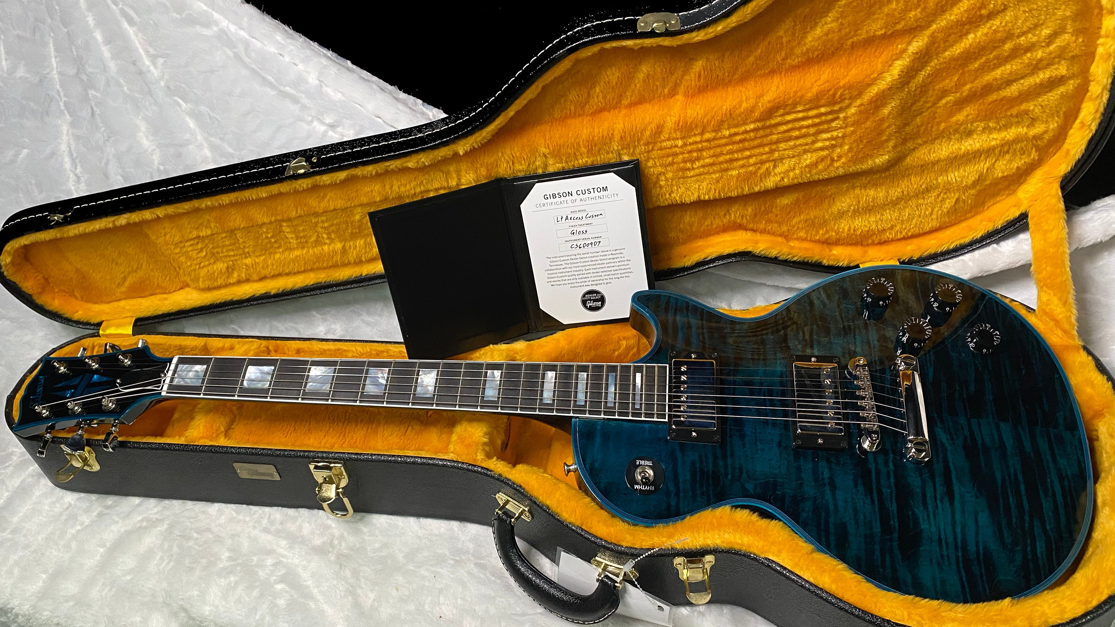 NEW! Gibson Les Paul Custom Peacock Widow - Monster Flame Top! Limited Edition - Weighs in at 8.3 lbs - Authorized Dealer - G07310