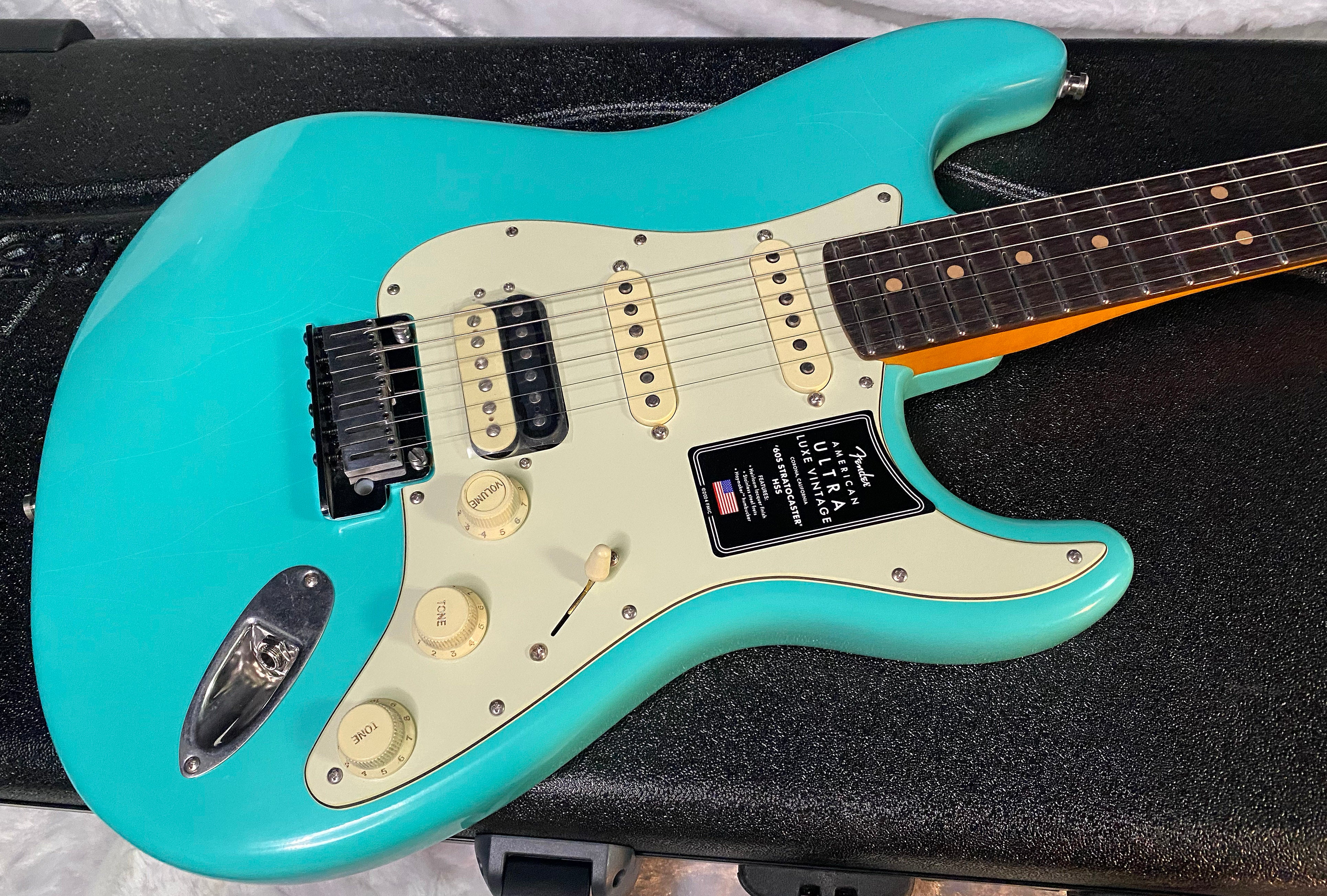 NEW! Fender American Ultra Luxe Vintage '60s Stratocaster HSS - Seafoam Green - Authorized Dealer - 7.9 lbs - G06662