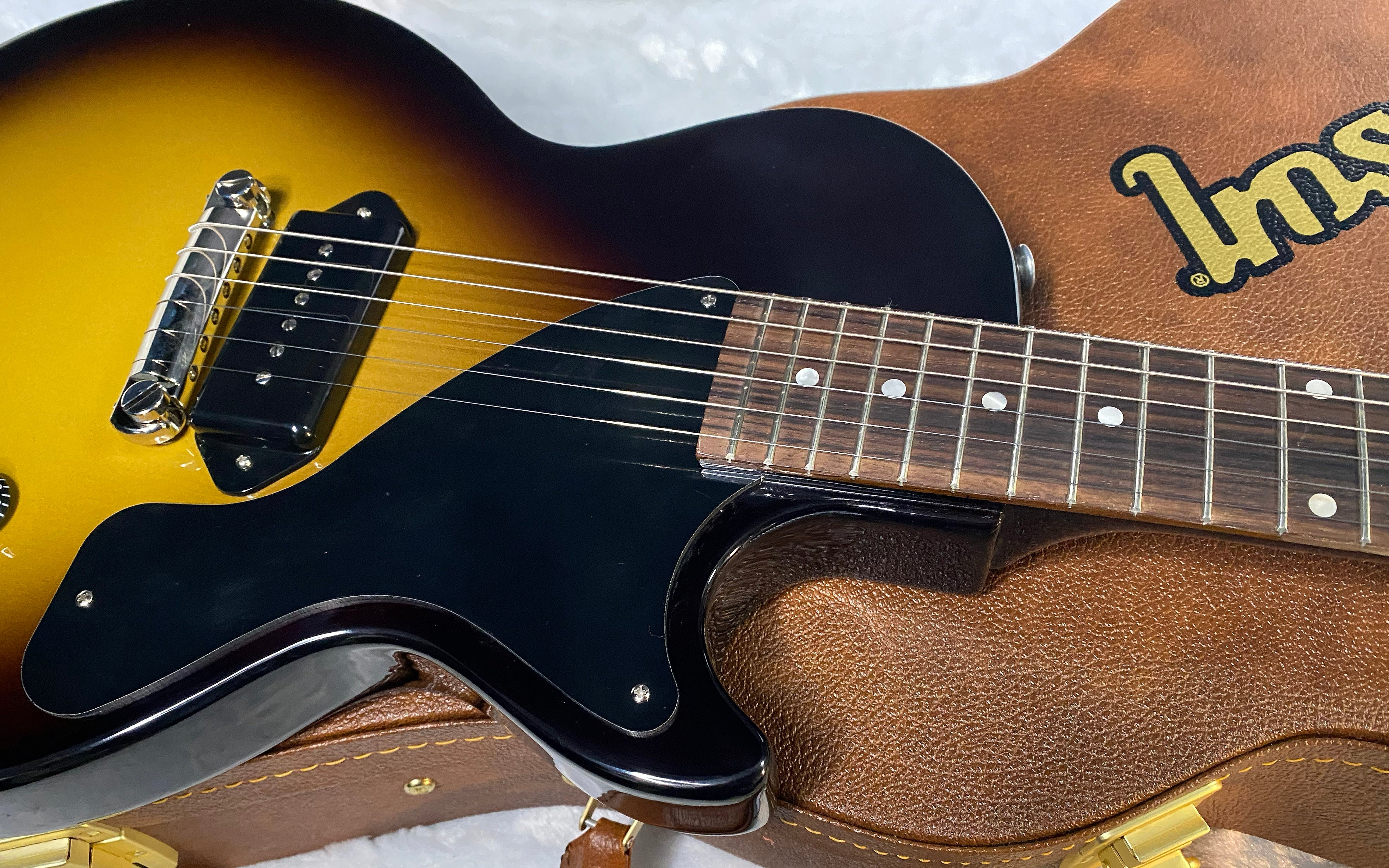 NEW ! Gibson Les Paul Junior - Vintage Sunburst - Authorized Dealer - Only 6.5 lbs - G06668