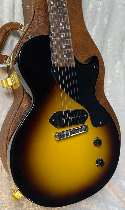 NEW ! Gibson Les Paul Junior - Vintage Sunburst - Authorized Dealer - Only 6.5 lbs - G06668