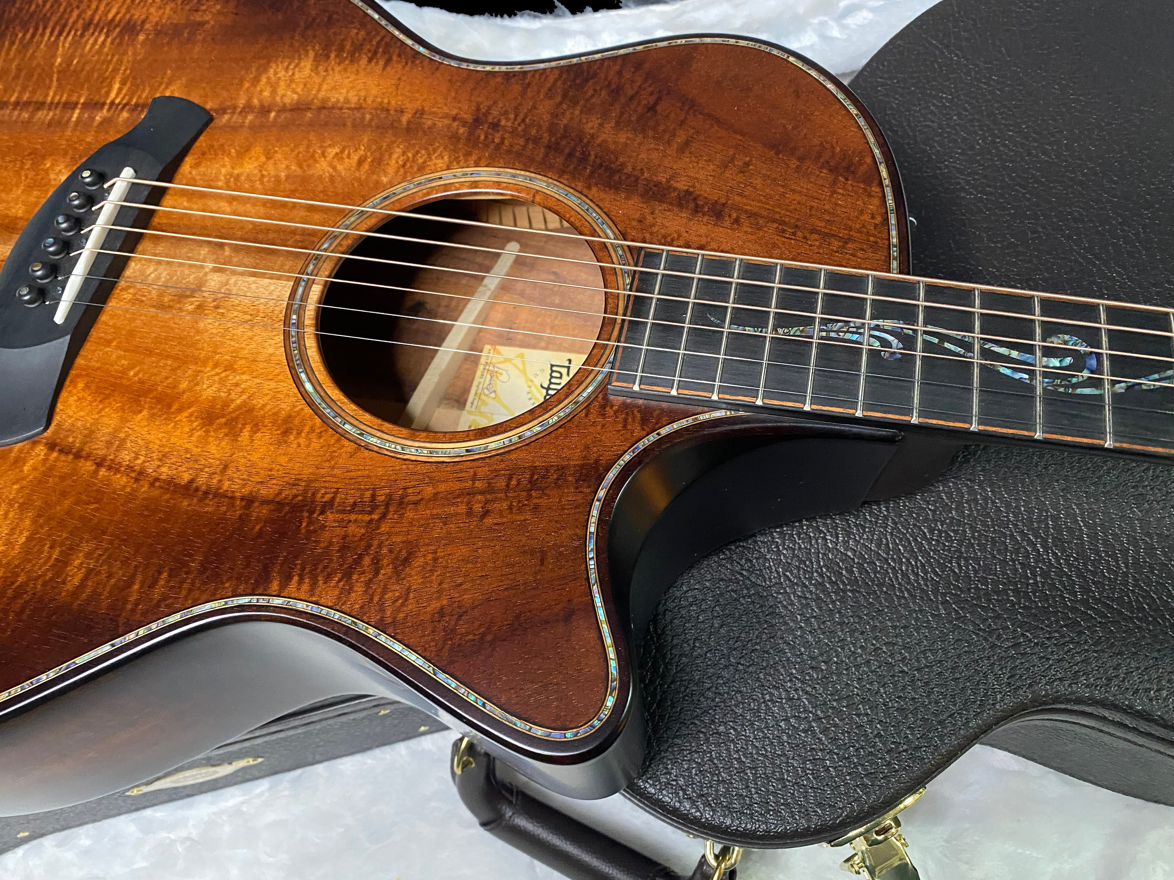 NEW Old Stock! Taylor Builder's Edition K24ce Koa Top Back Sides V-Class - Authorized Dealer - 5lbs - G07342