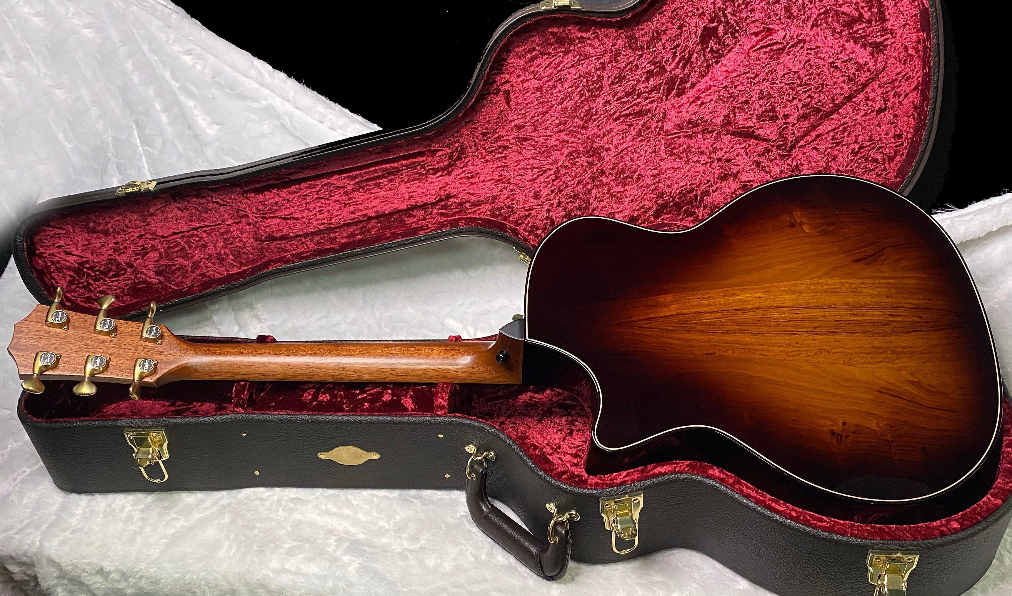 NEW! Taylor Builder's Edition 814ce Sinker Redwood Acoustic Guitar - Authorized Dealer - 4.8 lbs - G07340