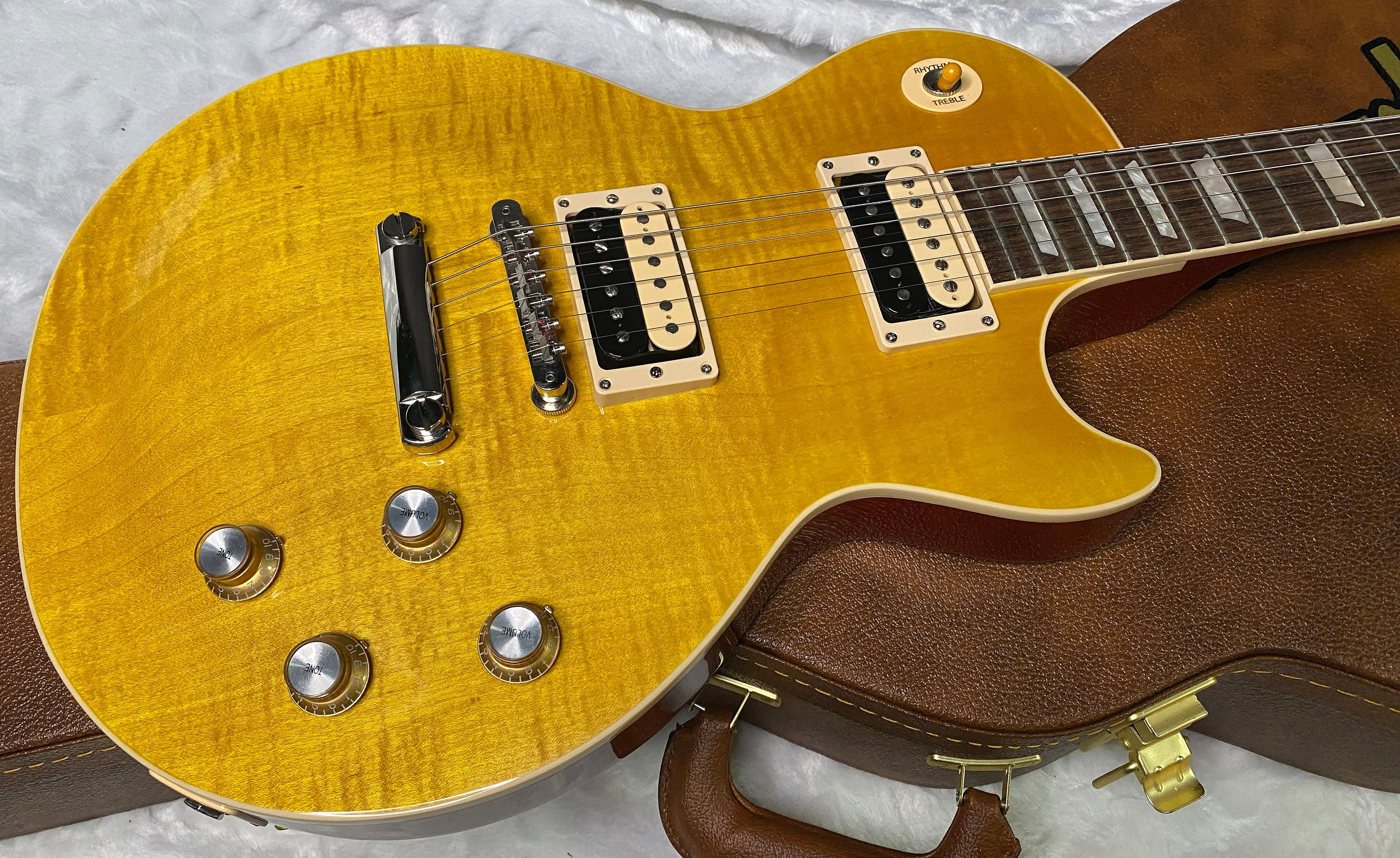 NEW ! Gibson Les Paul Slash - Appetite Burst - Beautiful Flame Top - Authorized Dealer - 9.7lbs - G07346