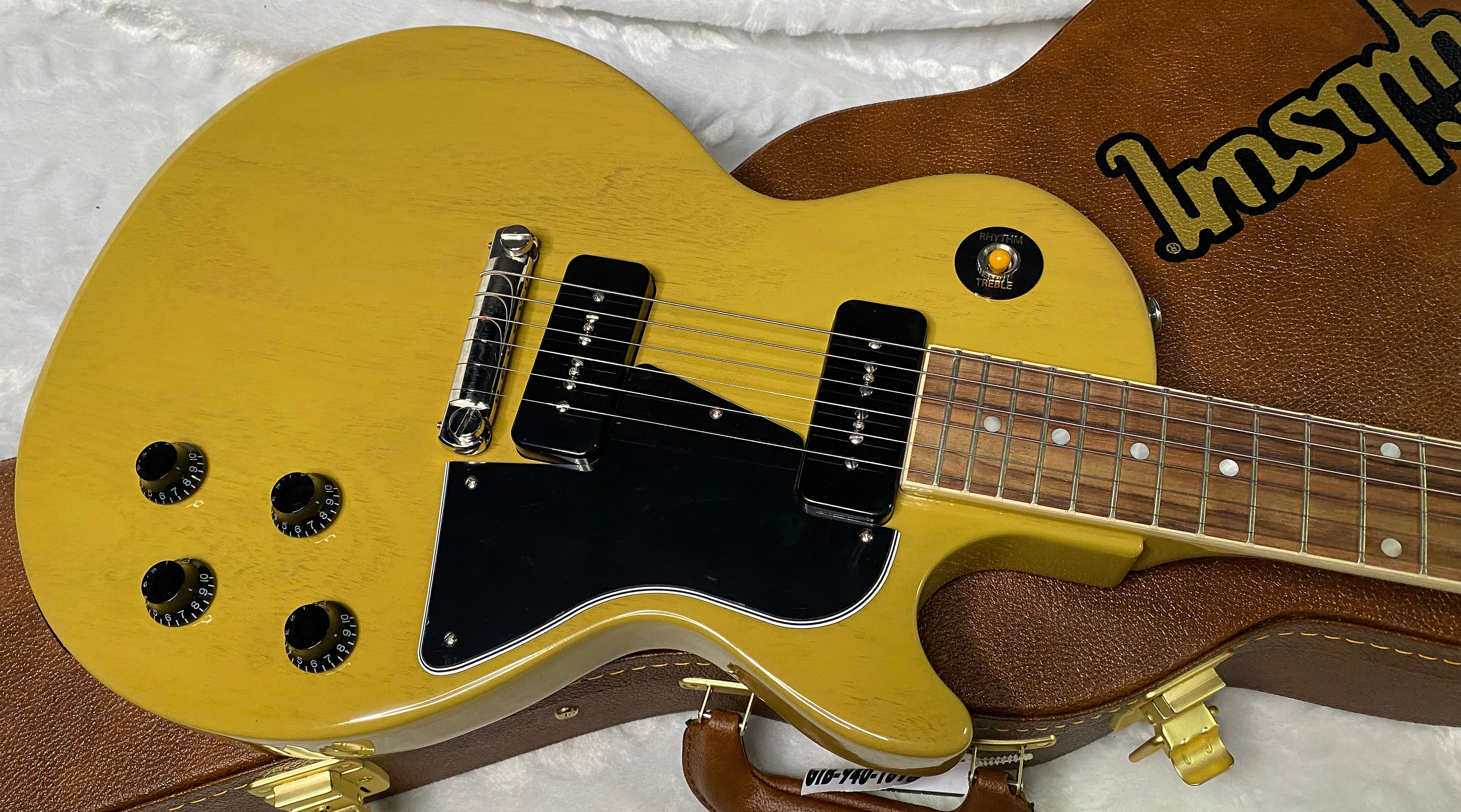 NEW ! Gibson Les Paul Special TV Yellow - 7.45 lbs - Authorized Dealer - G07345