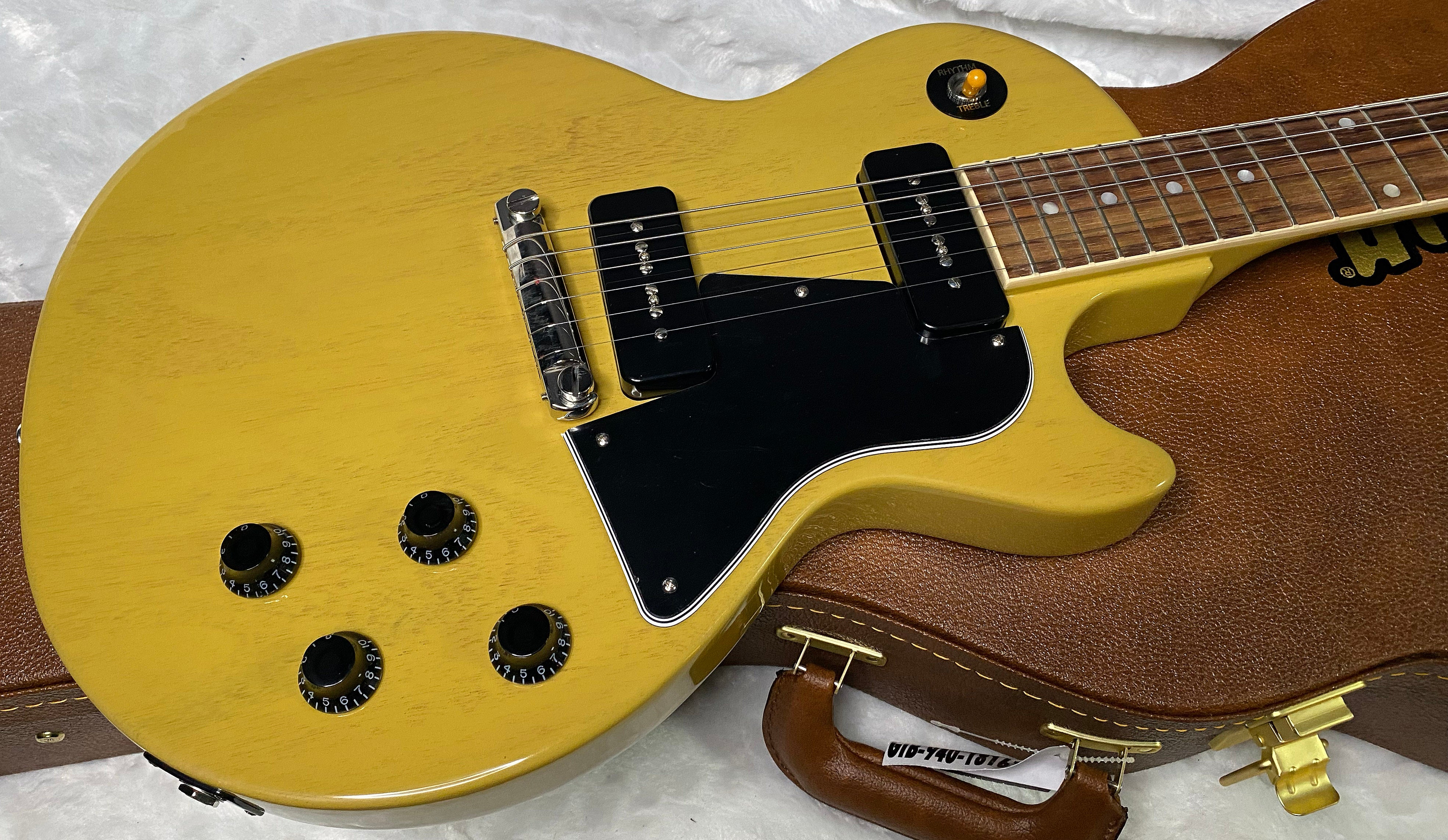NEW ! Gibson Les Paul Special TV Yellow - 7.45 lbs - Authorized Dealer - G07345