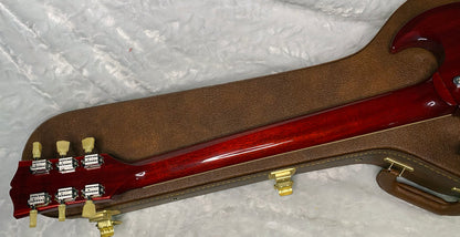 NEW! Gibson SG Standard '61 Maestro Vibrola Vintage Cherry - 6.95 lbs - Authorized Dealer! G07337