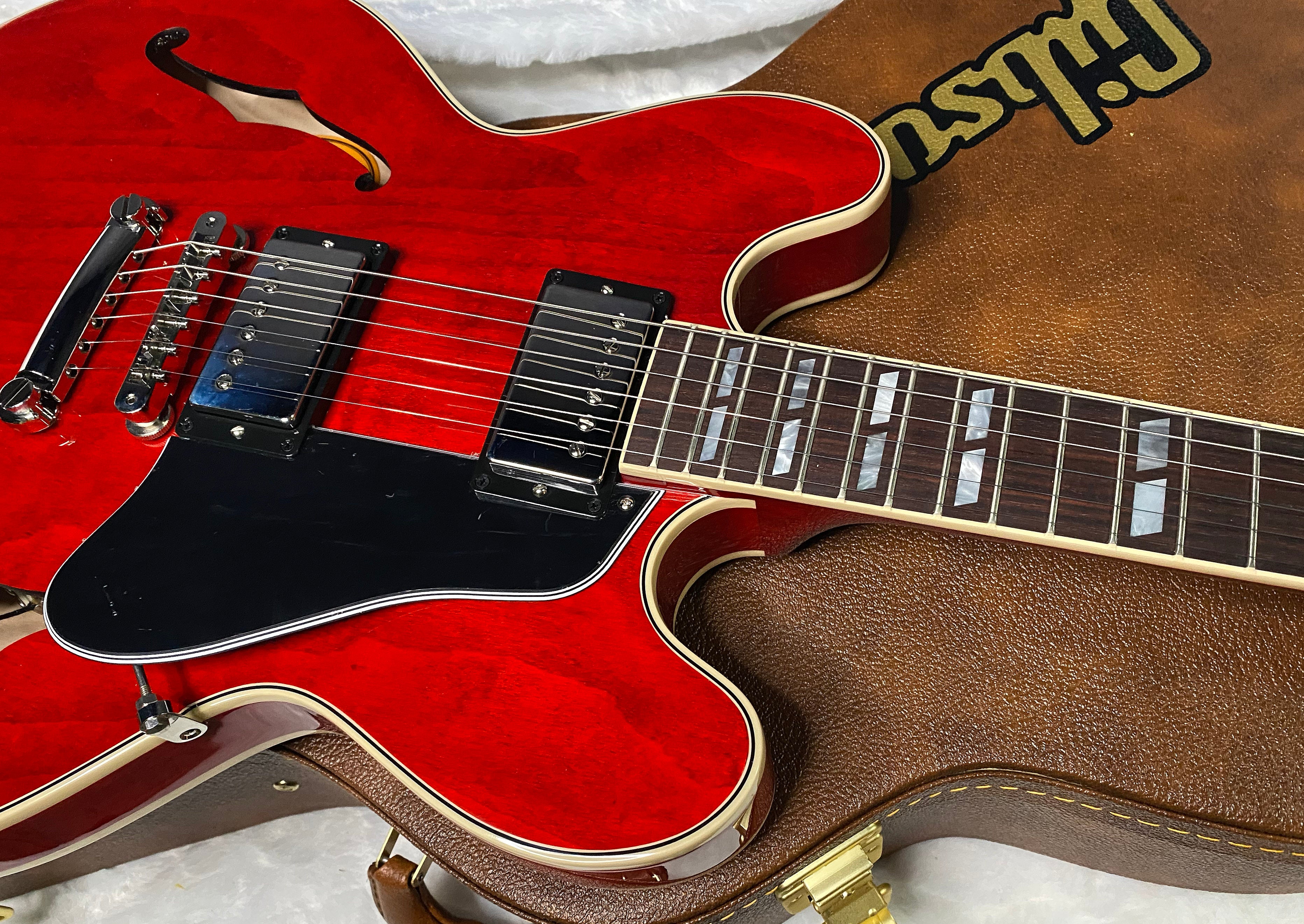 NEW ! Gibson ES-345 Semi Hollowbody Electric Guitar - Sixties 60's Cherry Finish - 8.6 lbs - Authorized Dealer - G07338