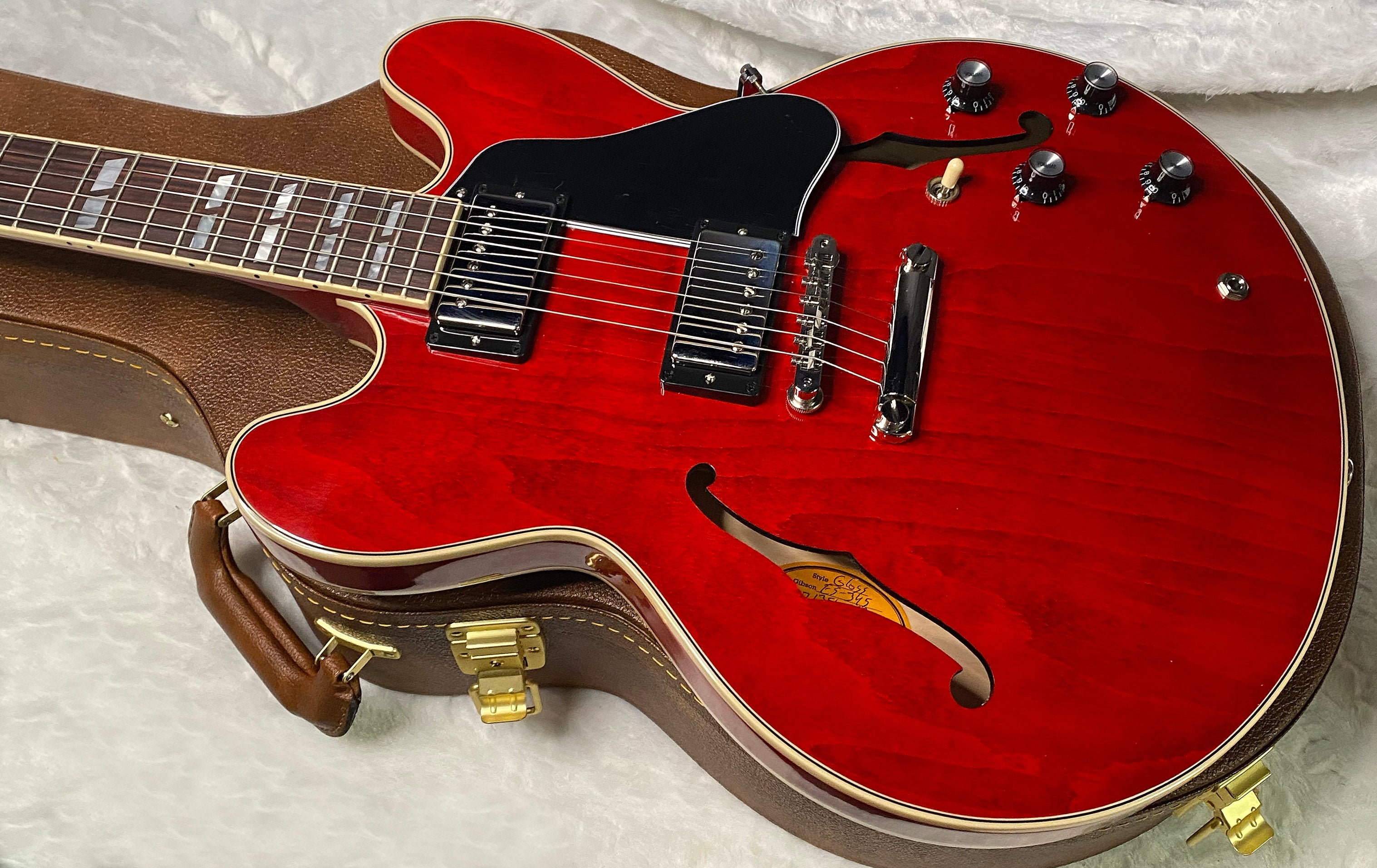 NEW ! Gibson ES-345 Semi Hollowbody Electric Guitar - Sixties 60's Cherry Finish - 8.6 lbs - Authorized Dealer - G07338