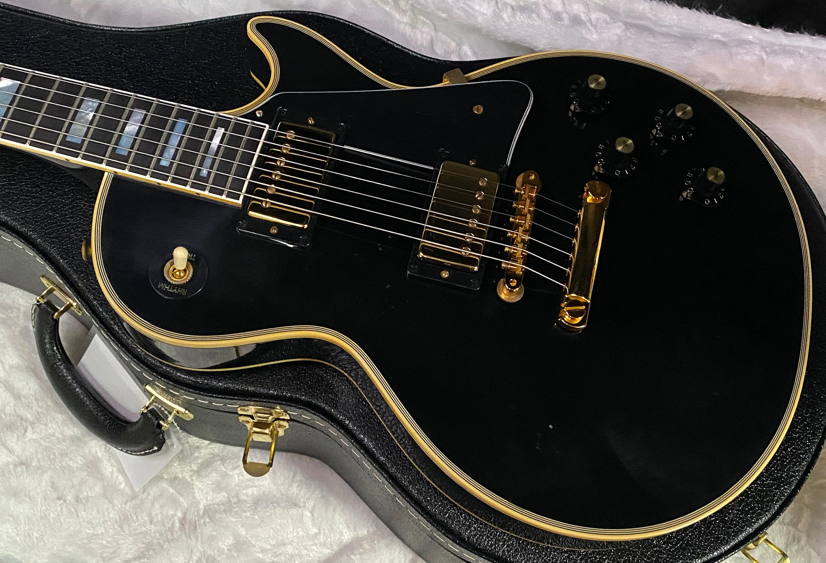 NEW! Gibson Custom Shop Murphy Lab '68 Les Paul Custom Reissue Ultra Light Aged Ebony Authorized Dealer - 9.6 lbs - G07313
