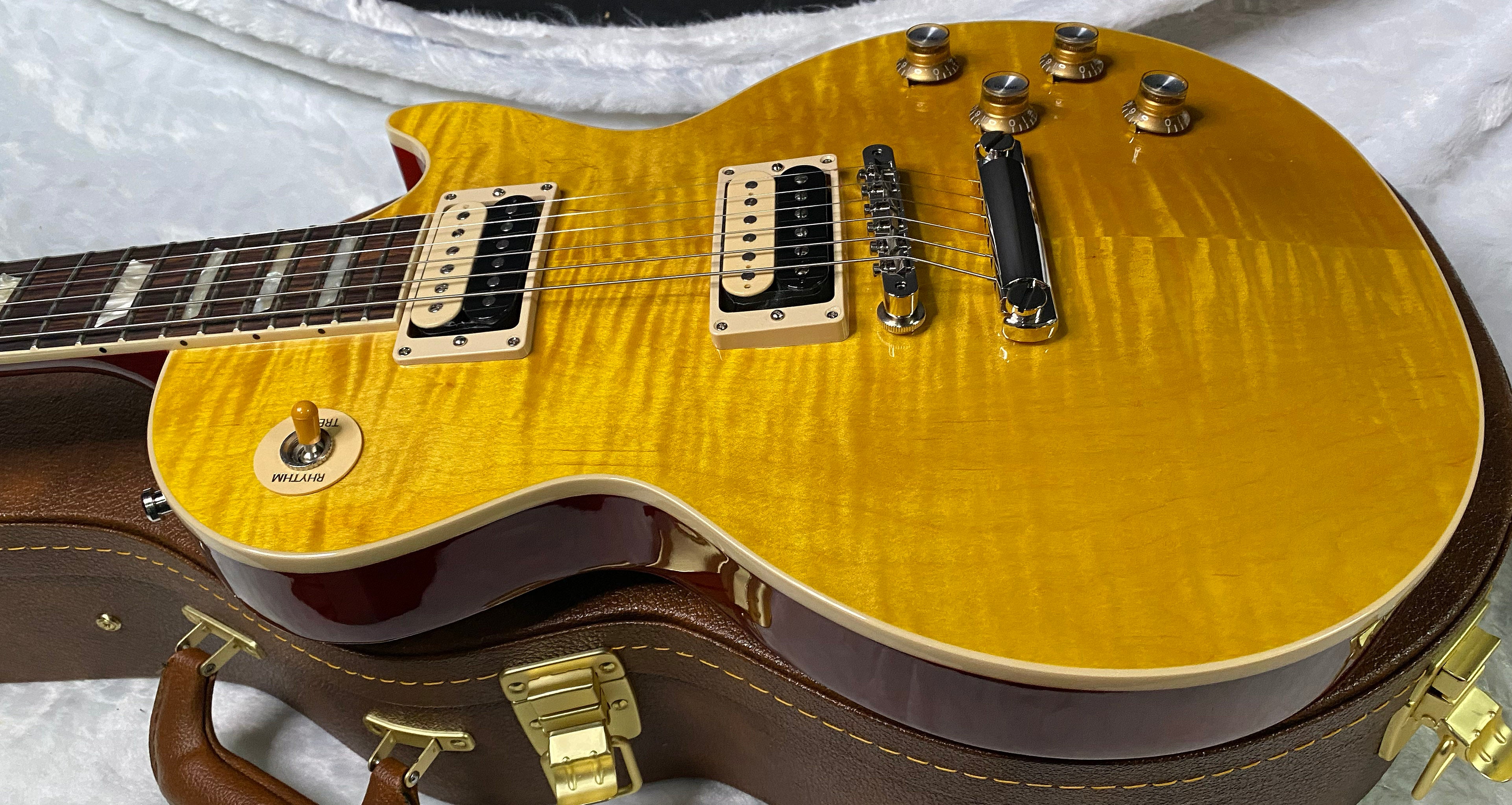 NEW ! Gibson Les Paul Slash - Appetite Burst - Beautiful Flame Top - Authorized Dealer - 8.8 lbs - G07347