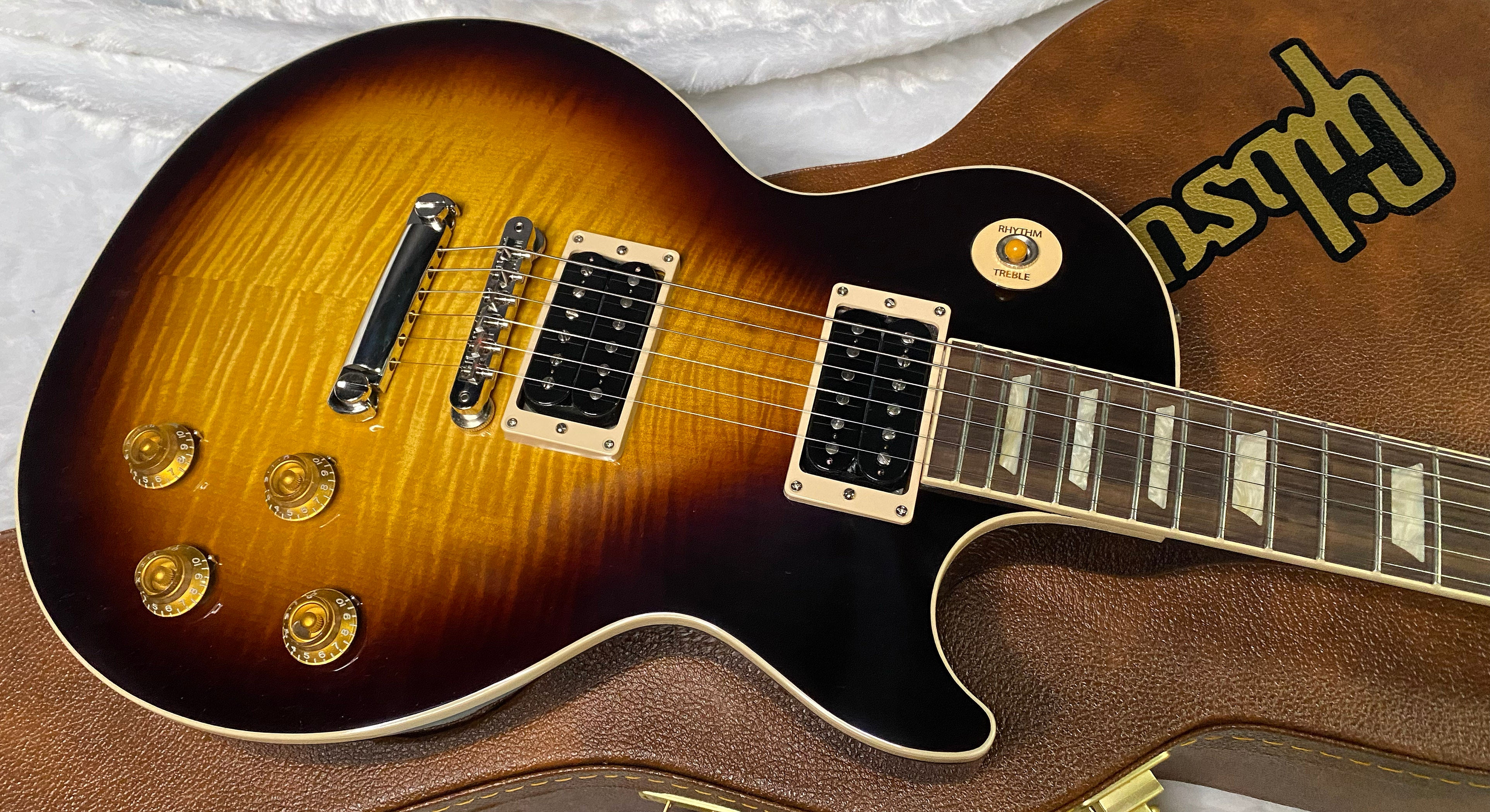 NEW ! Gibson Slash Les Paul Standard - November Burst - Killer Curly Flame Maple Top - Only 8.3 lbs - Authorized Dealer - G07332