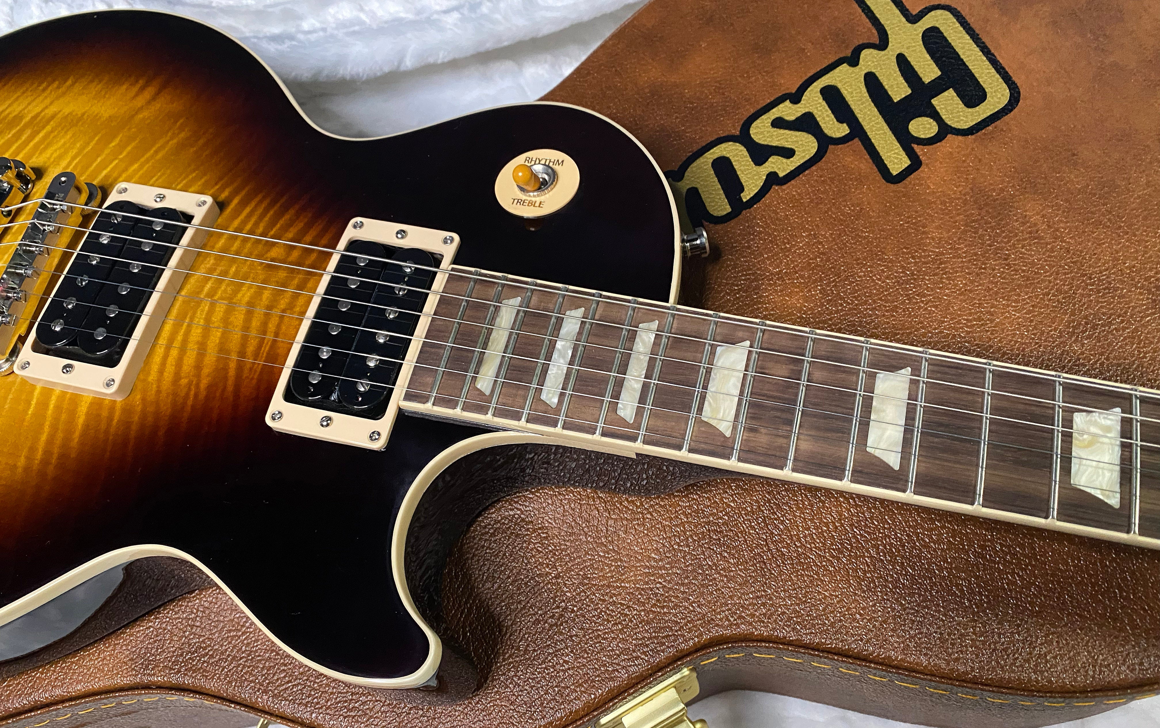 NEW ! Gibson Slash Les Paul Standard - November Burst - Killer Curly Flame Maple Top - Only 8.3 lbs - Authorized Dealer - G07332