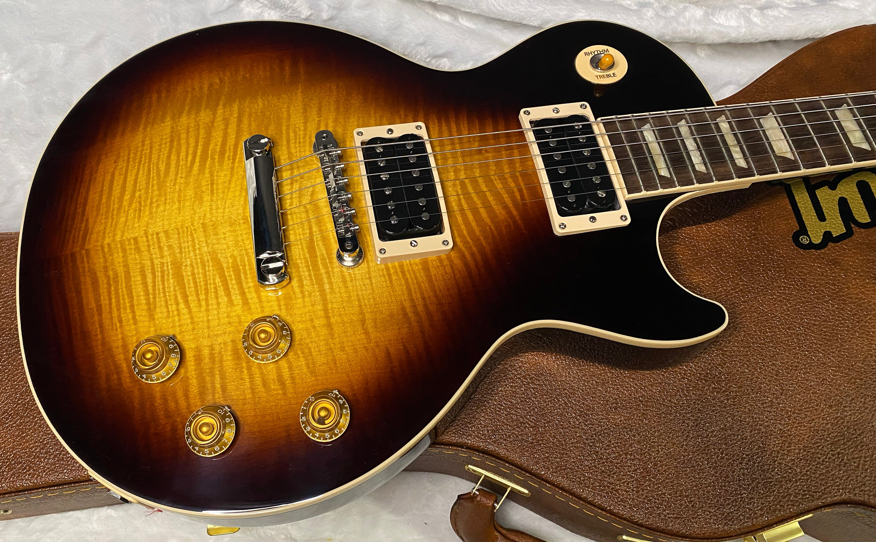 NEW ! Gibson Slash Les Paul Standard - November Burst - Killer Curly Flame Maple Top - Only 8.3 lbs - Authorized Dealer - G07332