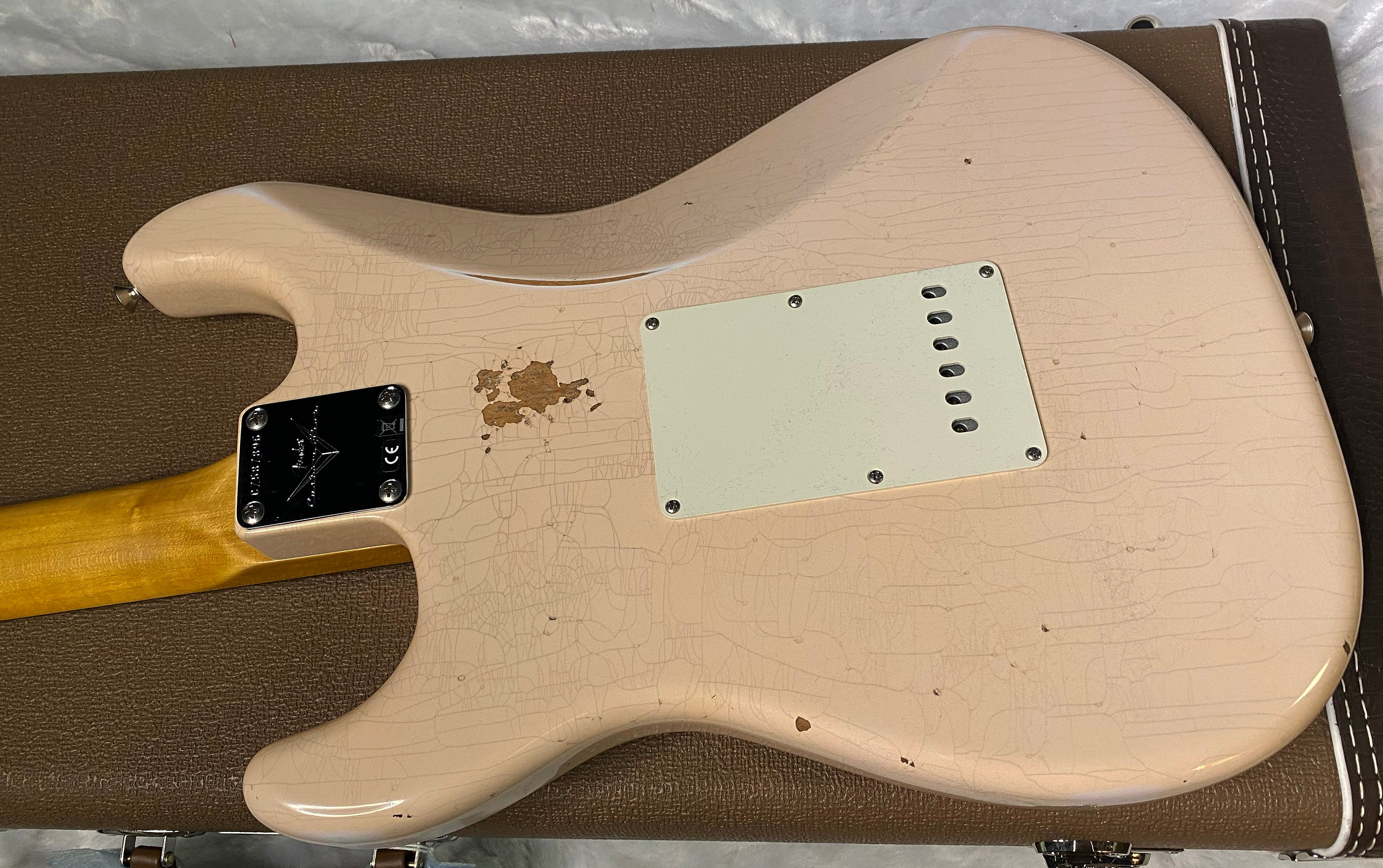 NEW! Fender Custom Shop Late-1962 Stratocaster Relic with Closet Classic Hardware - Super-Faded Aged Shell Pink - Only 7.5lbs - Authorized Dealer - G06688