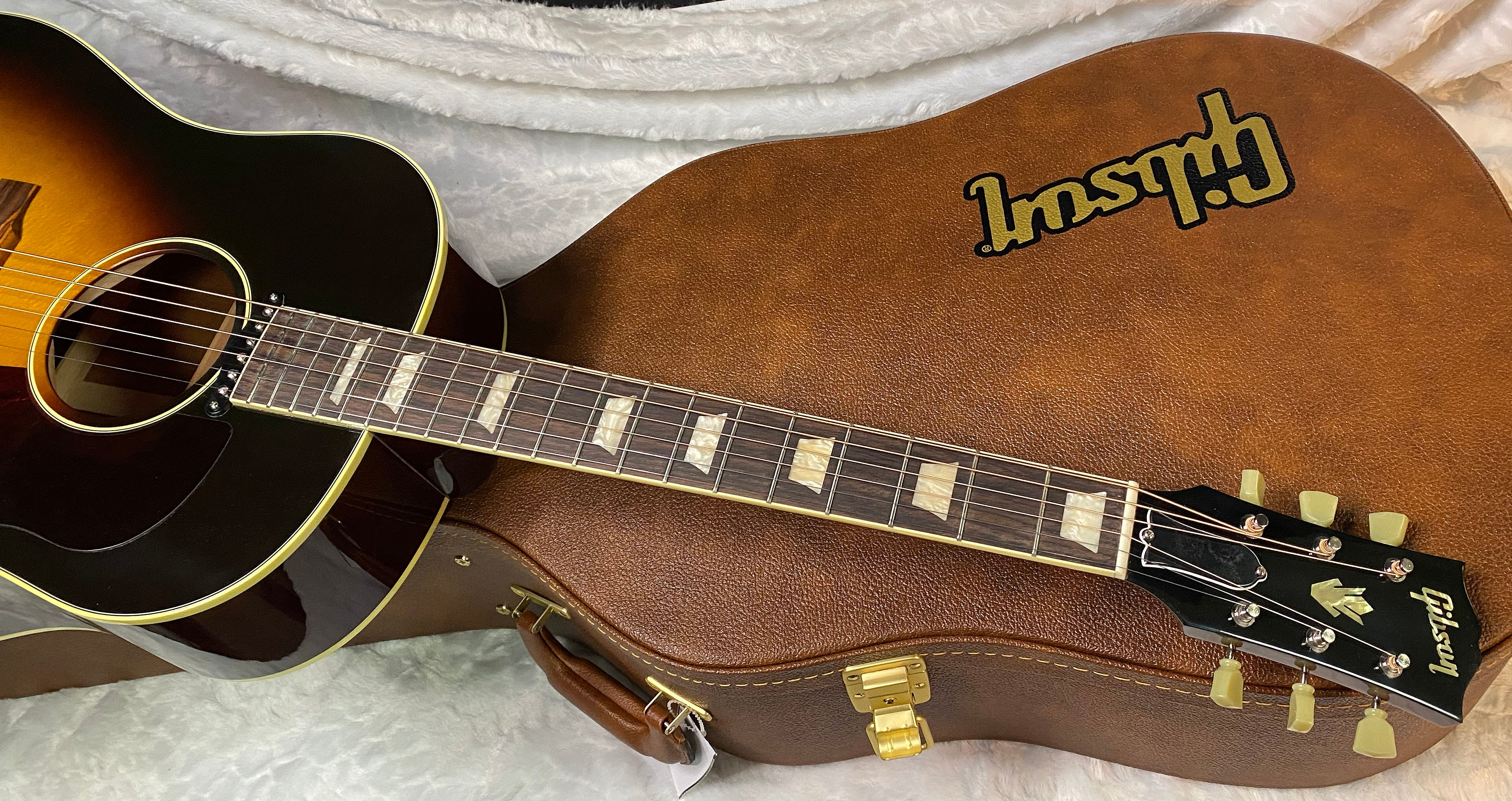 NEW ! Gibson J-160E Original - Vintage Sunburst - 4.55 lbs - Authorized Dealer - In Stock - G06689