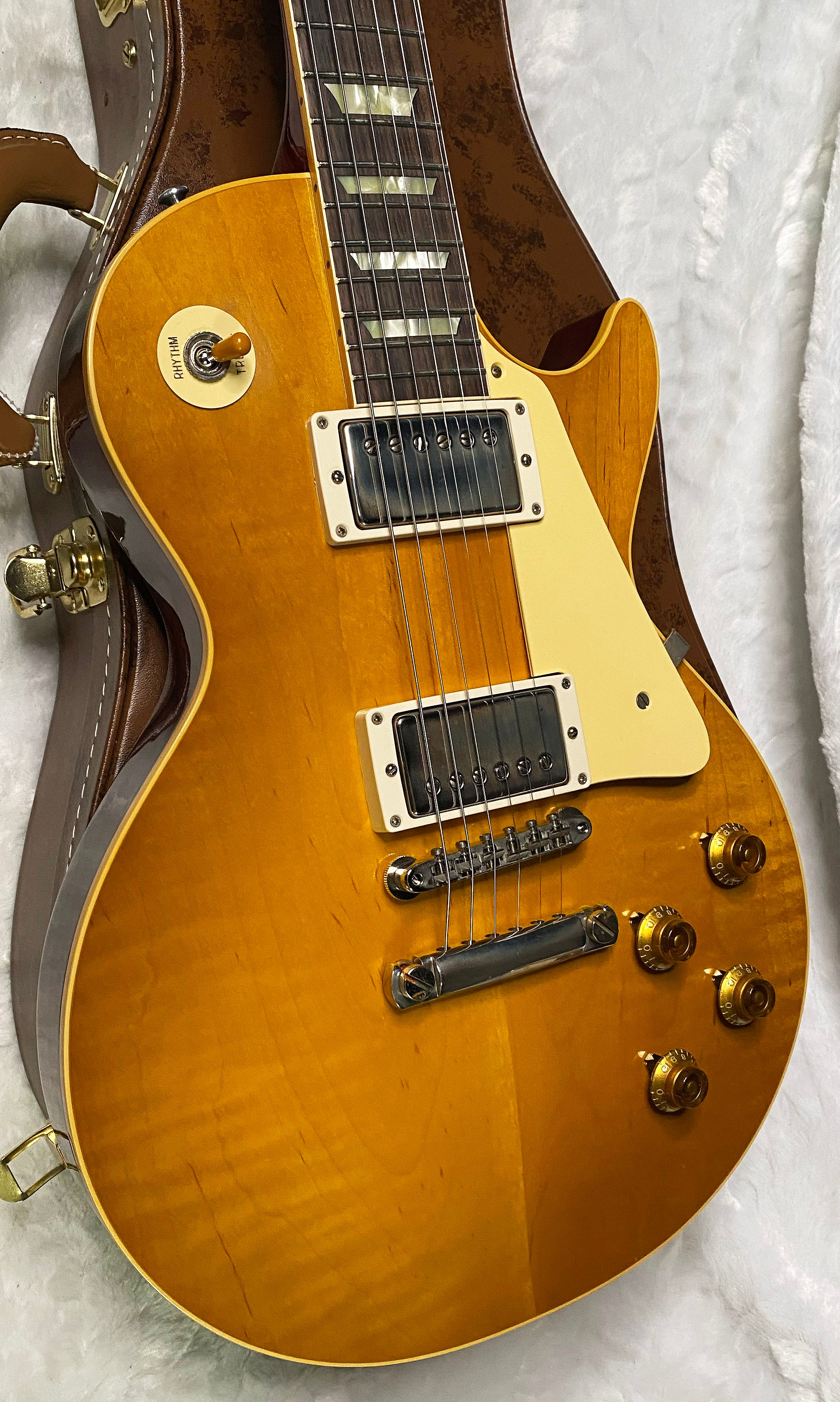 NEW ! Gibson Custom Shop '58 Les Paul Standard 1958 - Lemon Burst VOS - Lightly Figured Maple Top - Authorized Dealer -8.6 lbs - G07287