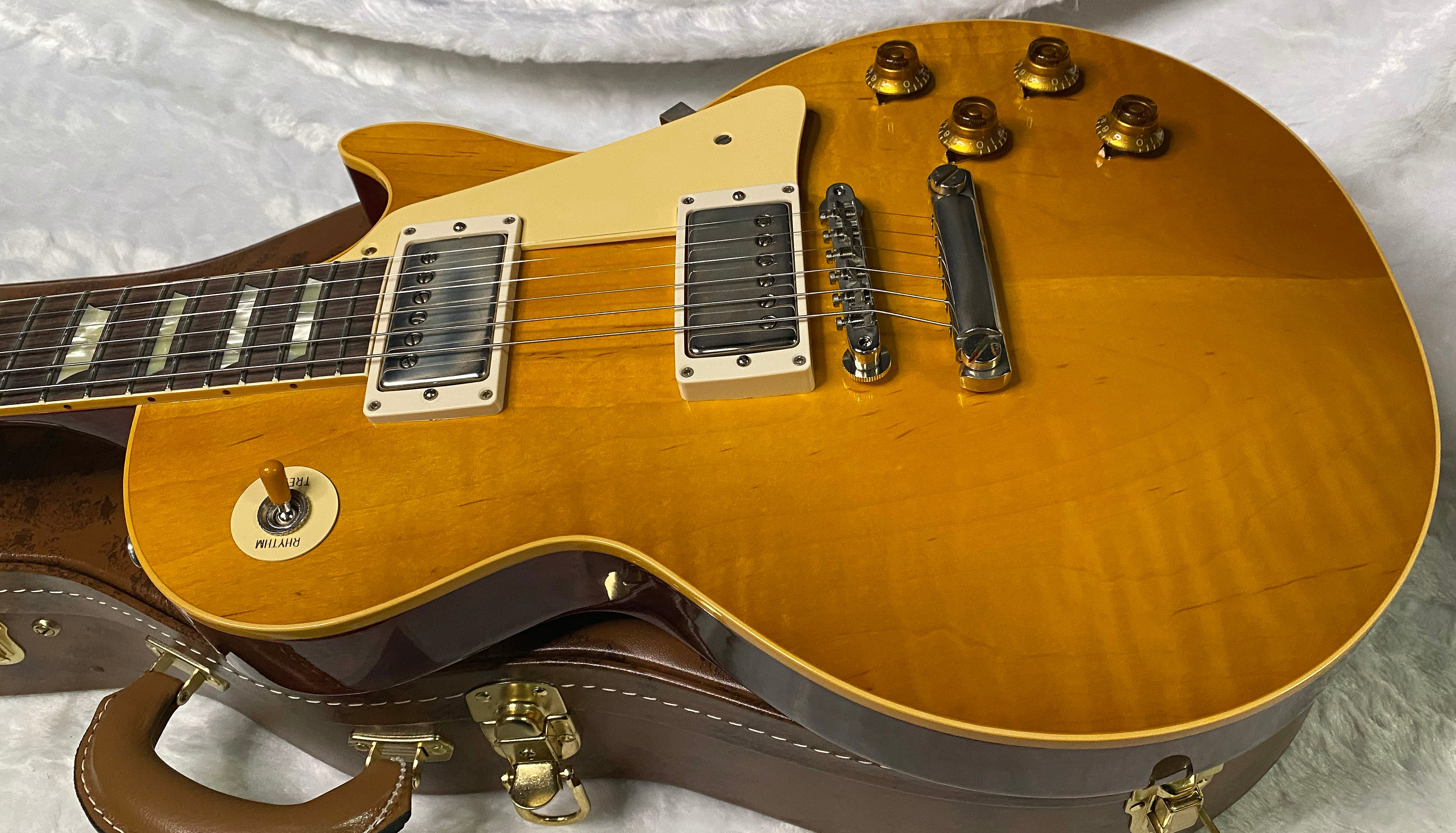 NEW ! Gibson Custom Shop '58 Les Paul Standard 1958 - Lemon Burst VOS - Lightly Figured Maple Top - Authorized Dealer -8.6 lbs - G07287