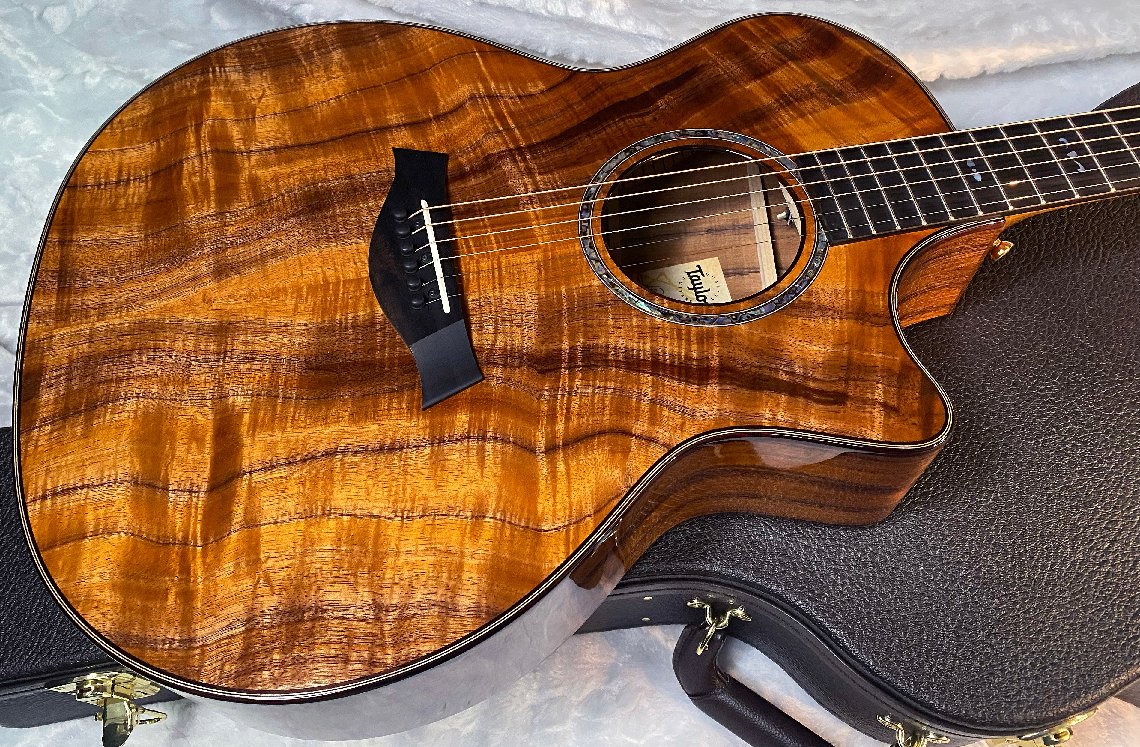 NEW! Taylor Custom 724ce Acoustic-Electric Guitar - Natural Gloss - AAAAA Hand Picked Koa - WOW! Authorized Dealer - G06694
