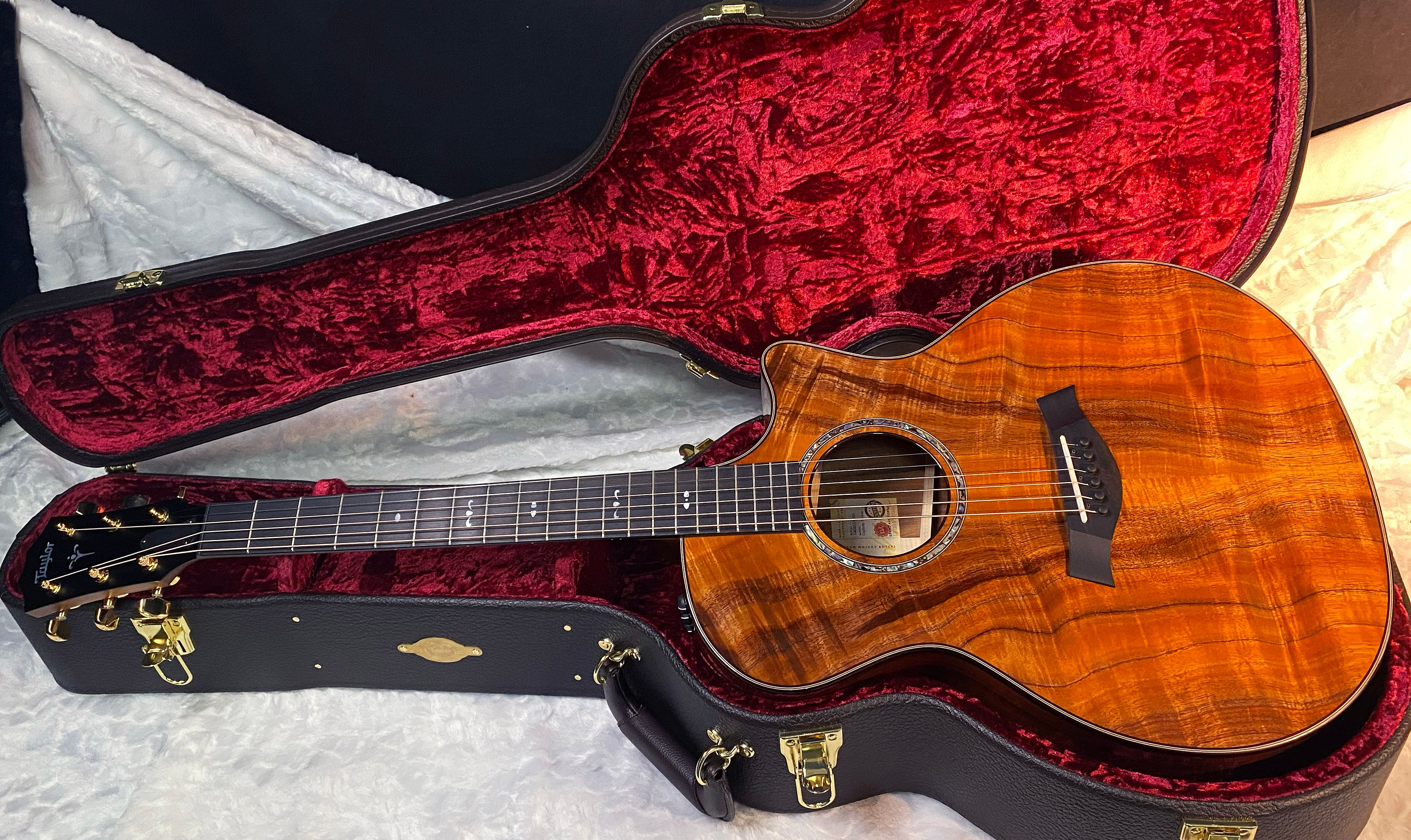 NEW! Taylor Custom 724ce Acoustic-Electric Guitar - Natural Gloss - AAAAA Hand Picked Koa - WOW! Authorized Dealer - G06694