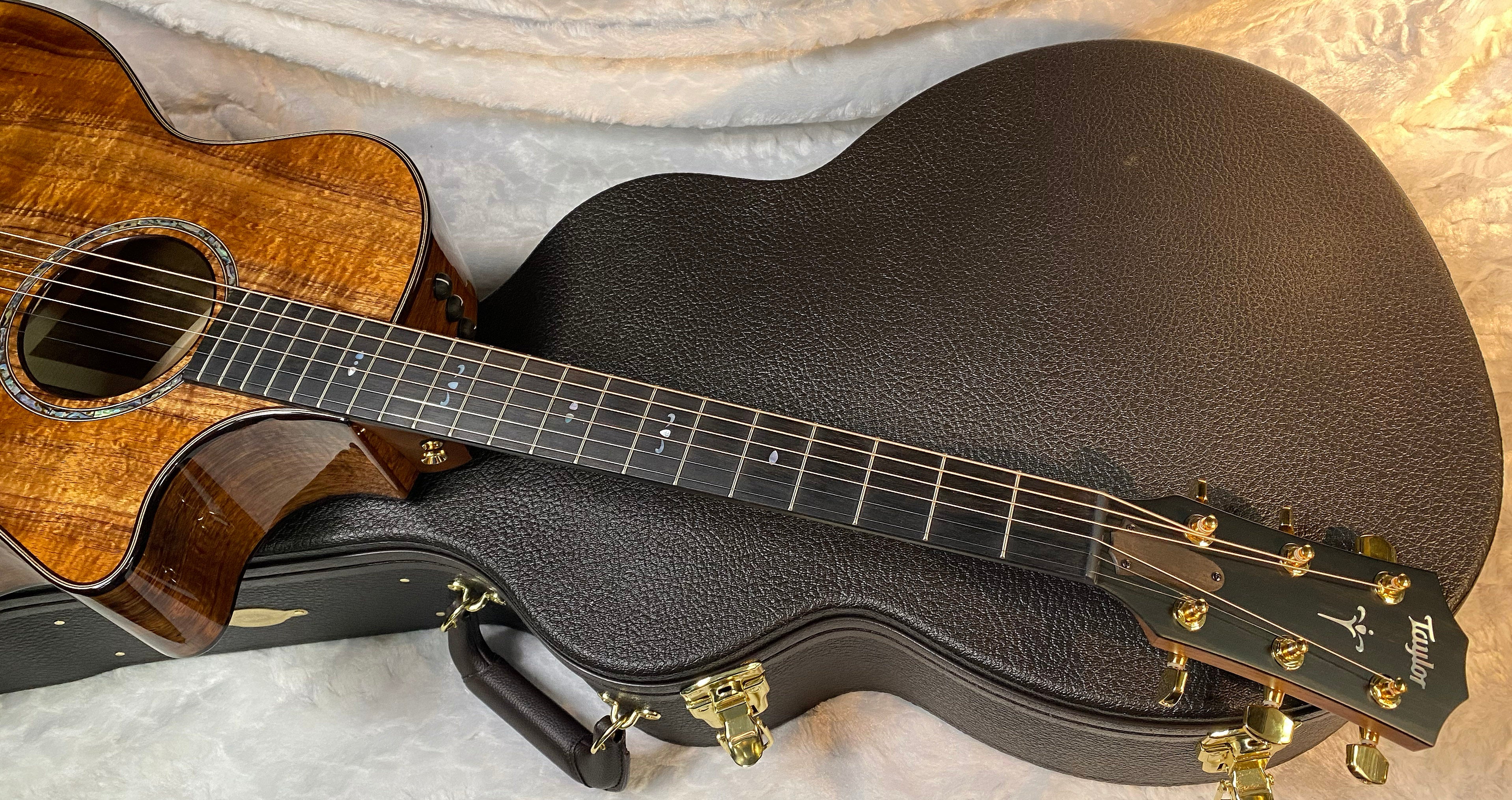 NEW! Taylor Custom 724ce Acoustic-Electric Guitar - Natural Gloss - AAAAA Hand Picked Koa - WOW! Authorized Dealer - G06695