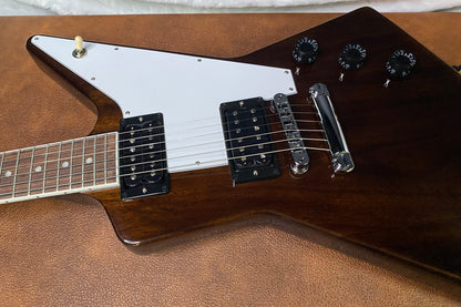 NEW! Gibson '70s Explorer - Dark Walnut - Authorized Dealer - Only 7.25lbs - G07321