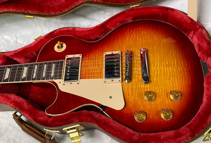 NEW ! Gibson Les Paul Standard '50s Left Handed - Sunburst - Killer Curly Flame Top! - WOW! - Authorized Dealer - 9.5 lbs - G07302