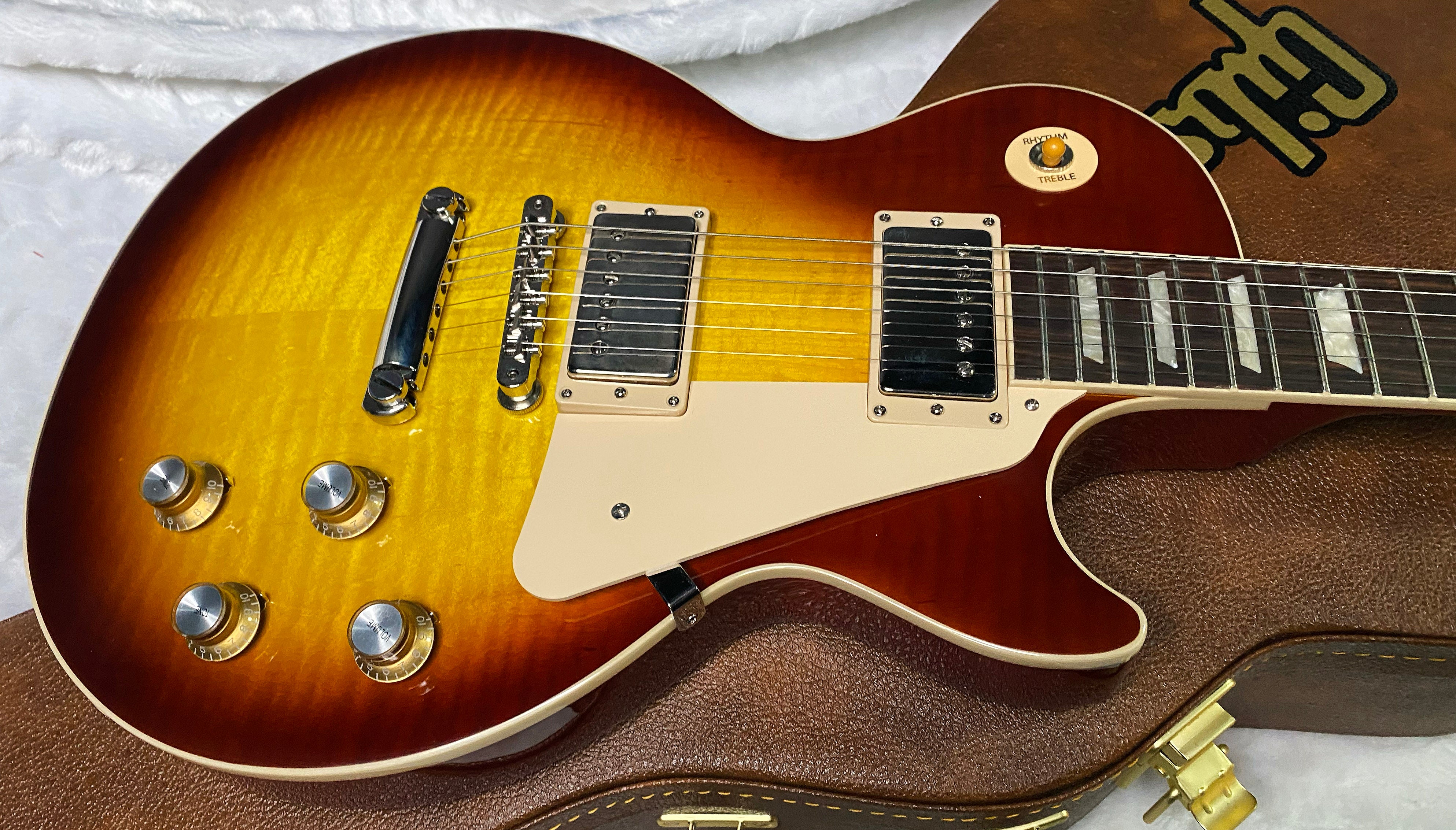 NEW! Gibson Les Paul 60's Standard Iced Tea - Authorized Dealer - Beautiful Curly Flame Maple Top - 9.35 lbs - G07289