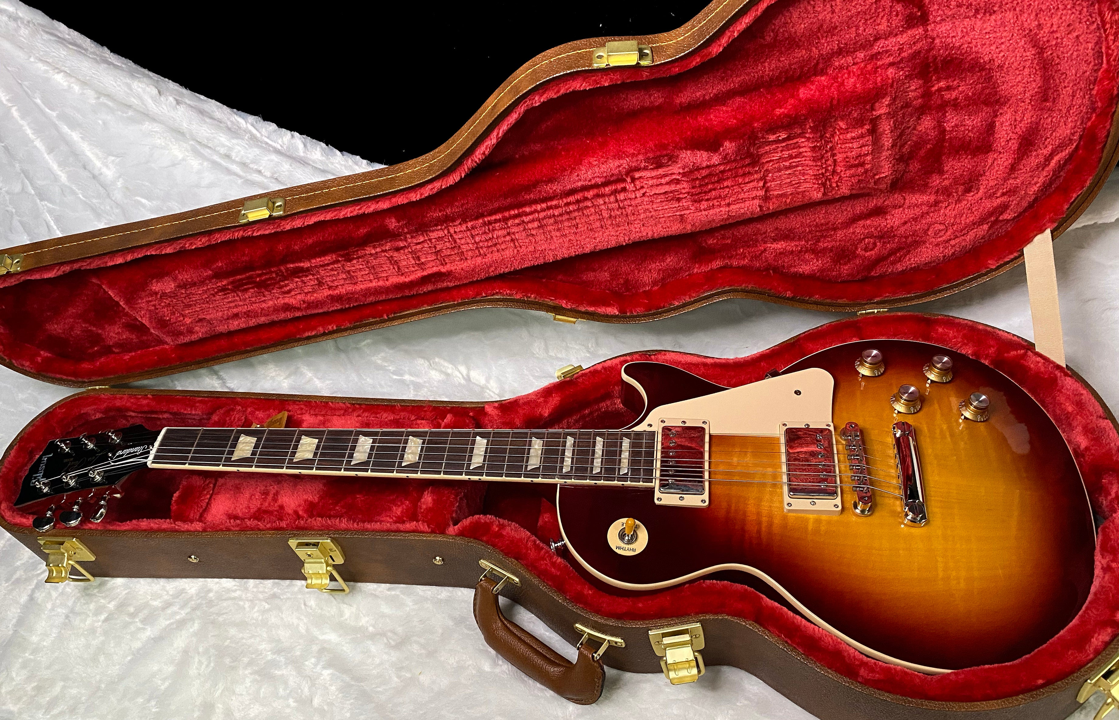 NEW! Gibson Les Paul Standard '60s Bourbon Burst - Authorized Dealer - 9.4 lbs - G07286