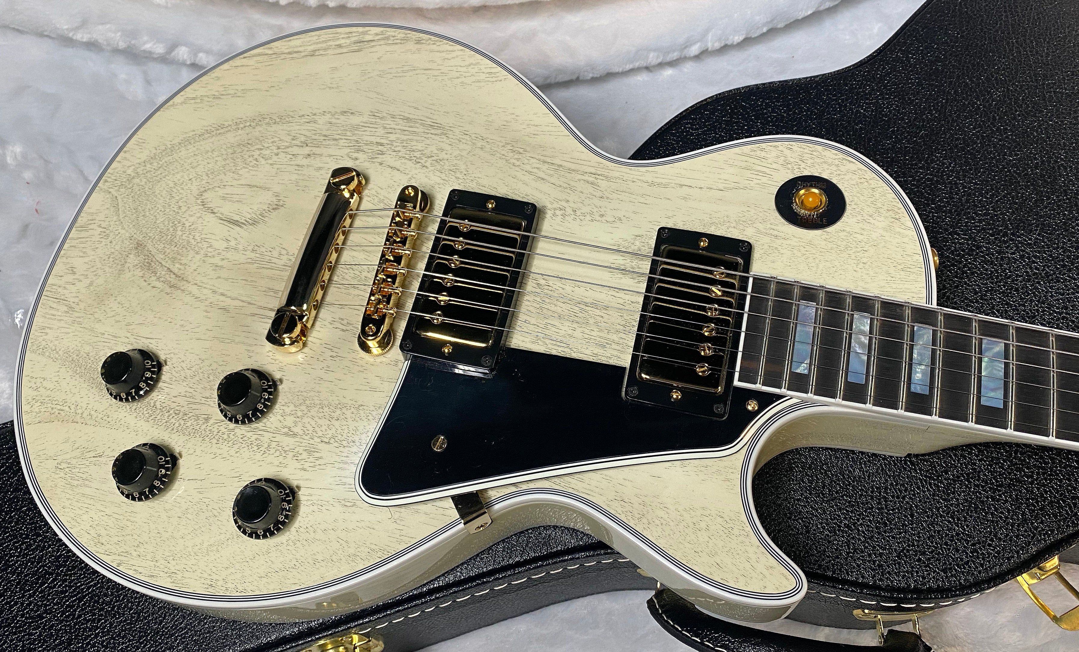NEW! Gibson Les Paul Custom 1957 Reissue VOS - Custom Ordered in TV White - Custom Shop - ONLY 8.5 lbs - Authorized Dealer - G06705