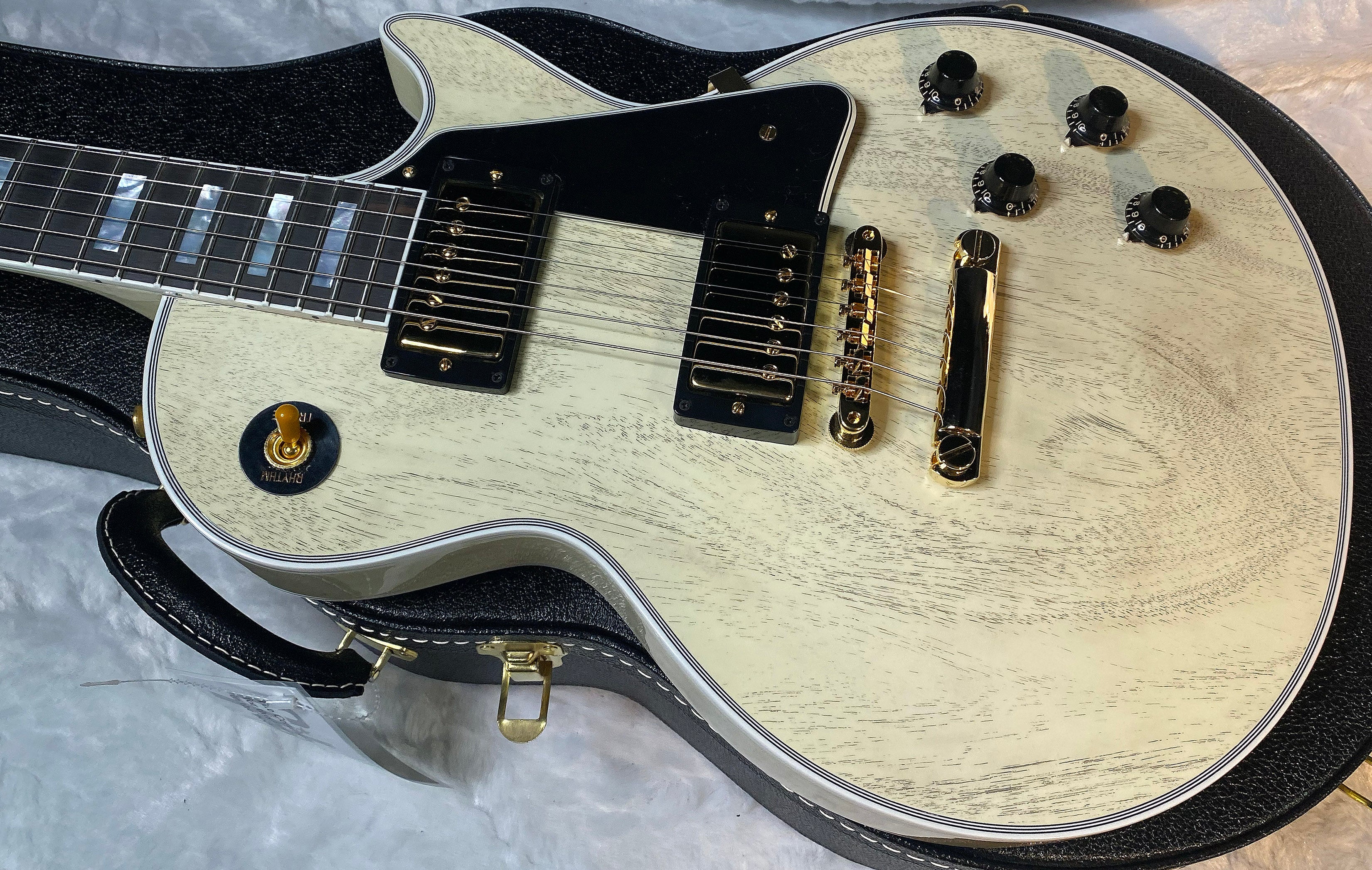 NEW! Gibson Les Paul Custom 1957 Reissue VOS - Custom Ordered in TV White - Custom Shop - ONLY 8.5 lbs - Authorized Dealer - G06705