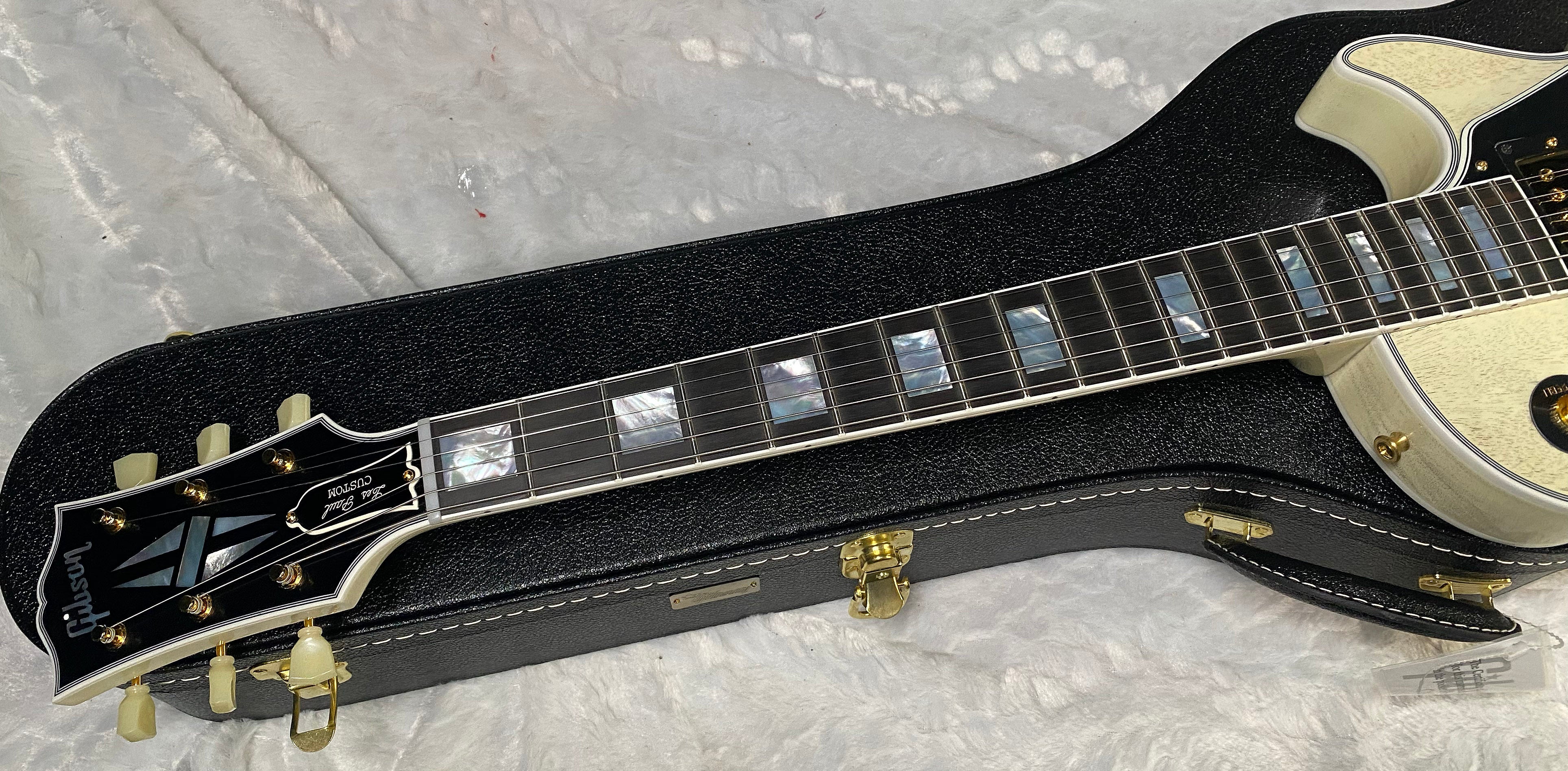NEW! Gibson Les Paul Custom 1957 Reissue VOS - Custom Ordered in TV White - Custom Shop - ONLY 8.5 lbs - Authorized Dealer - G06705