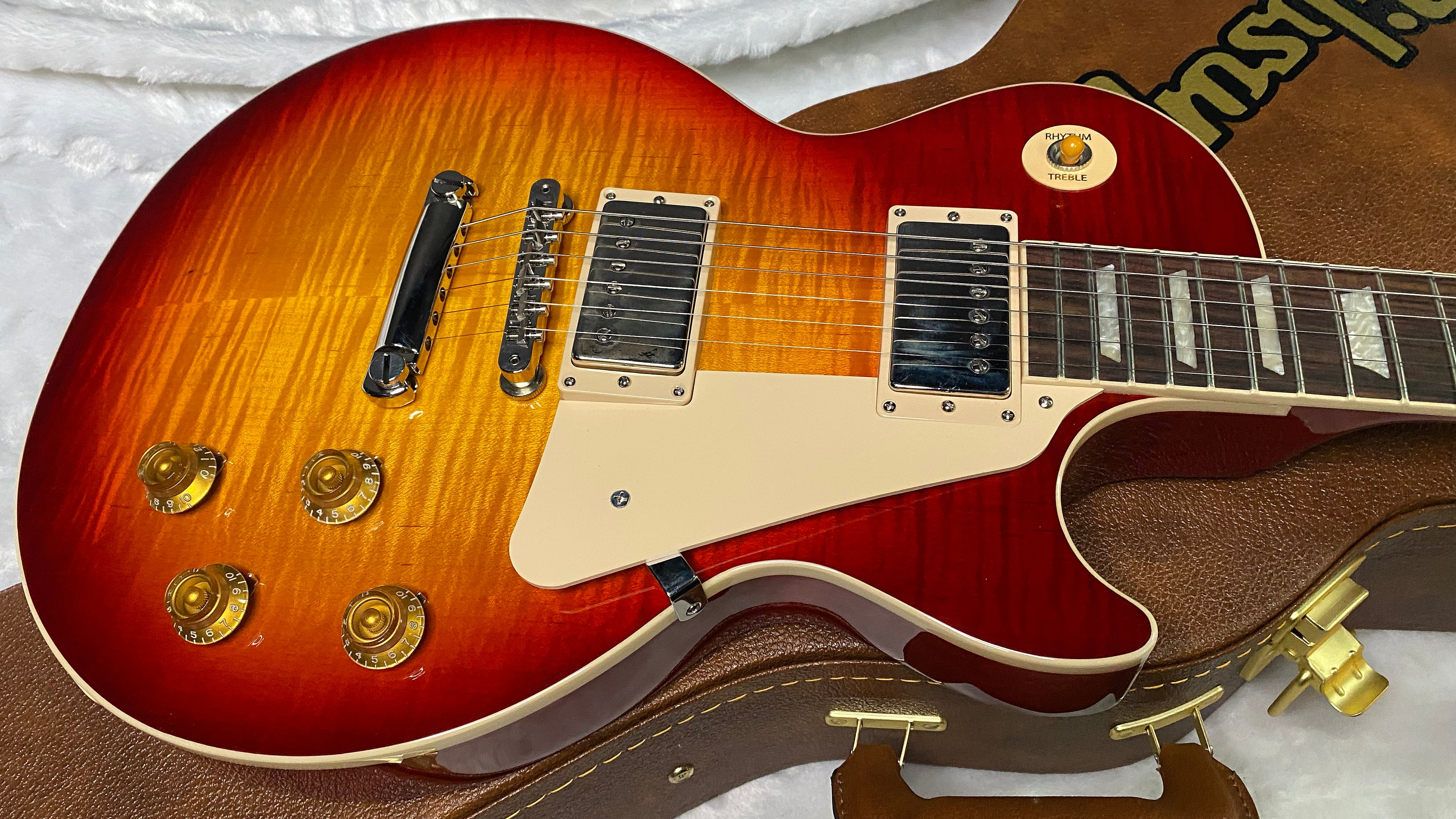 NEW ! Gibson Les Paul Standard '50s - Heritage Cherry Sunburst - Only 9.65 lbs - Authorized Dealer - G07312