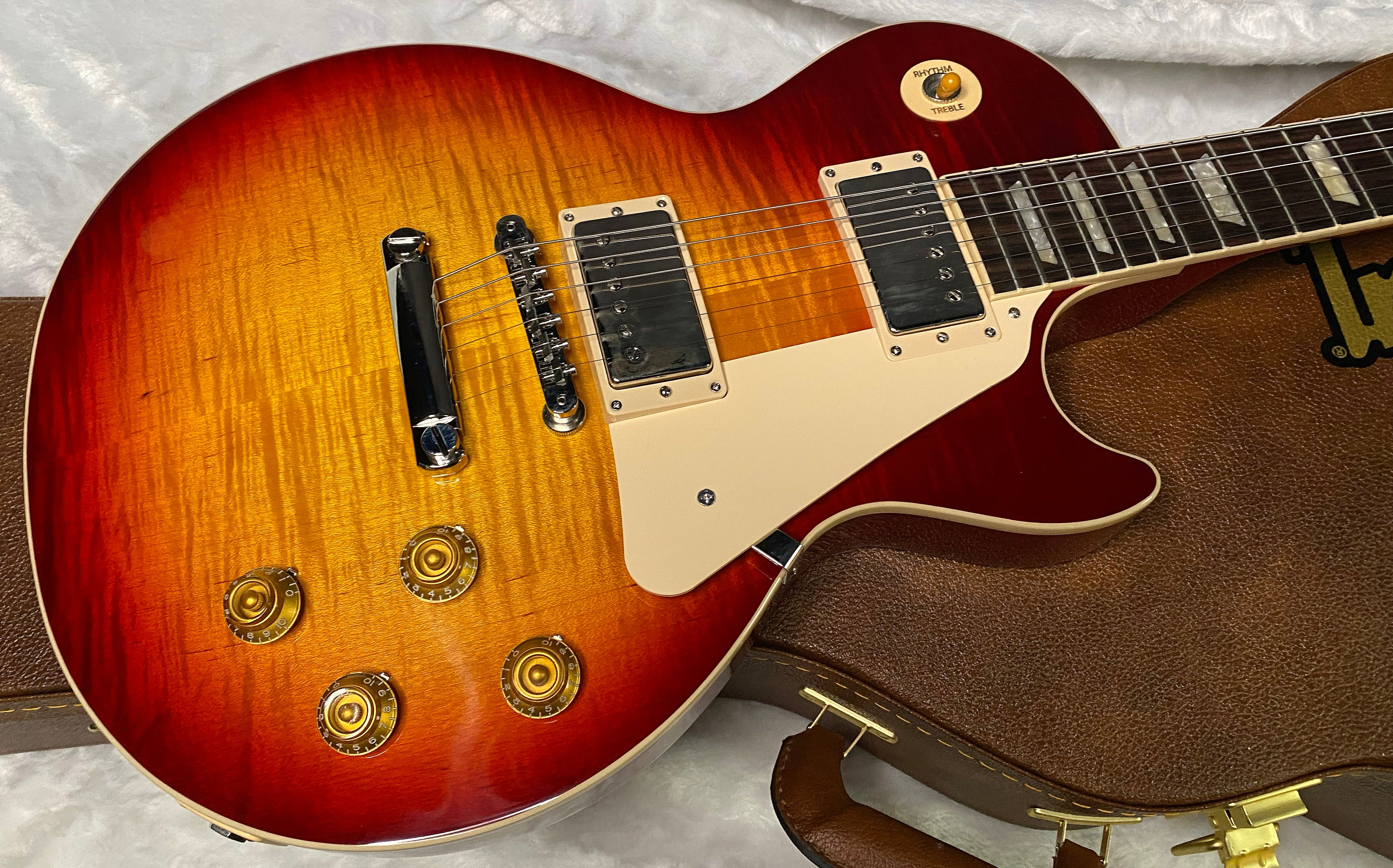 NEW ! Gibson Les Paul Standard '50s - Heritage Cherry Sunburst - Only 9.65 lbs - Authorized Dealer - G07312