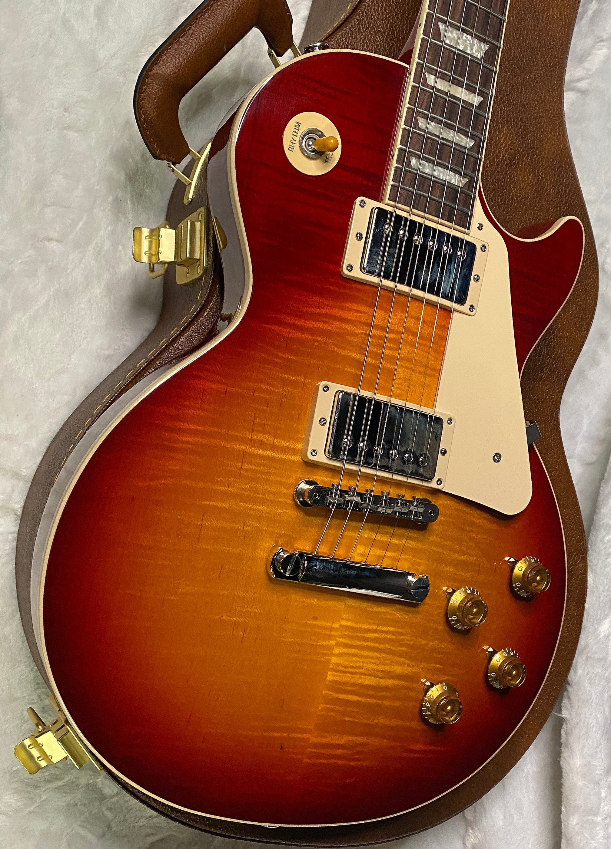 NEW ! Gibson Les Paul Standard '50s - Heritage Cherry Sunburst - Only 9.65 lbs - Authorized Dealer - G07312