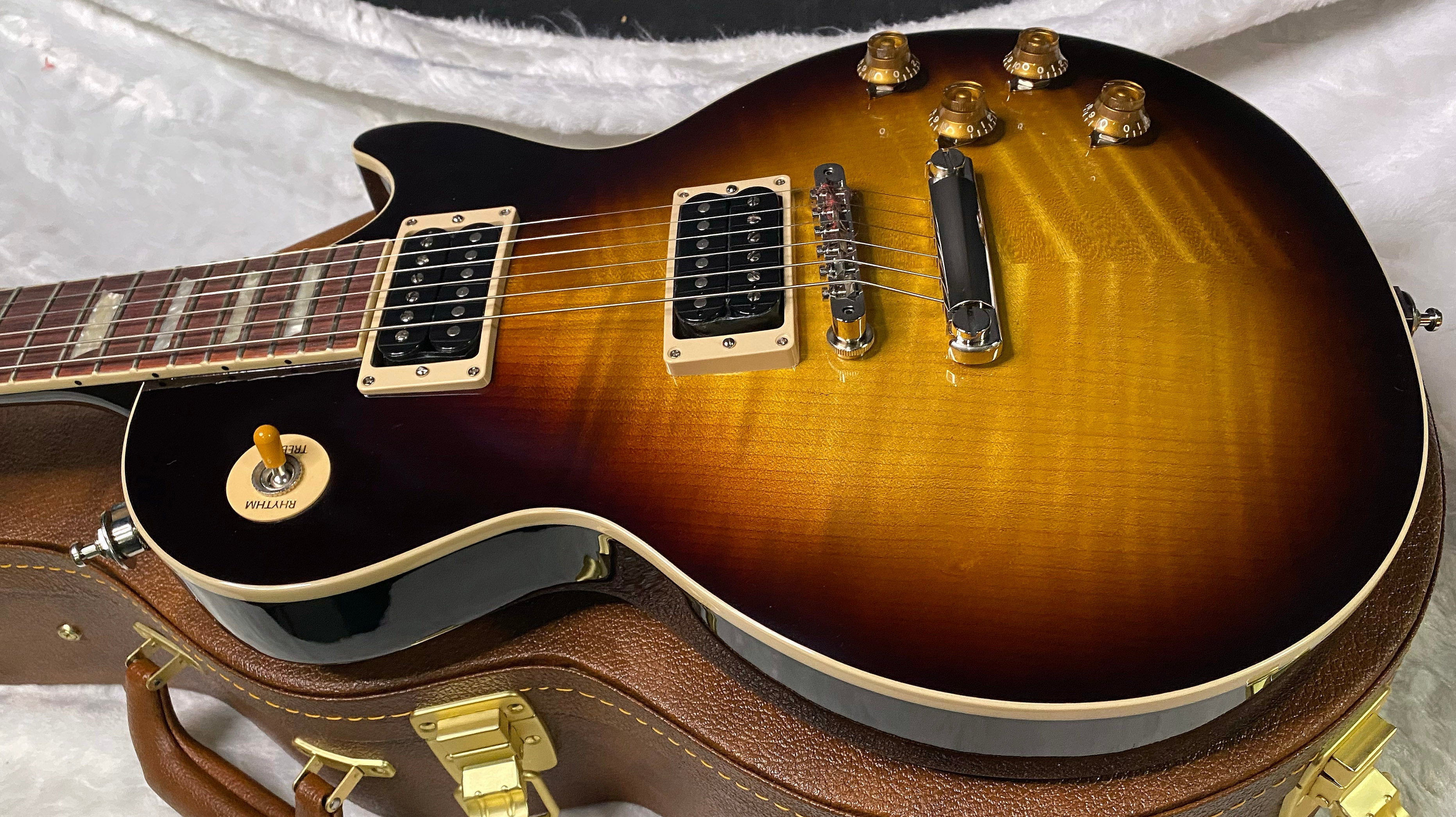 NEW ! Gibson Slash Les Paul Standard - November Burst - 10.1 lbs - Authorized Dealer - G07330