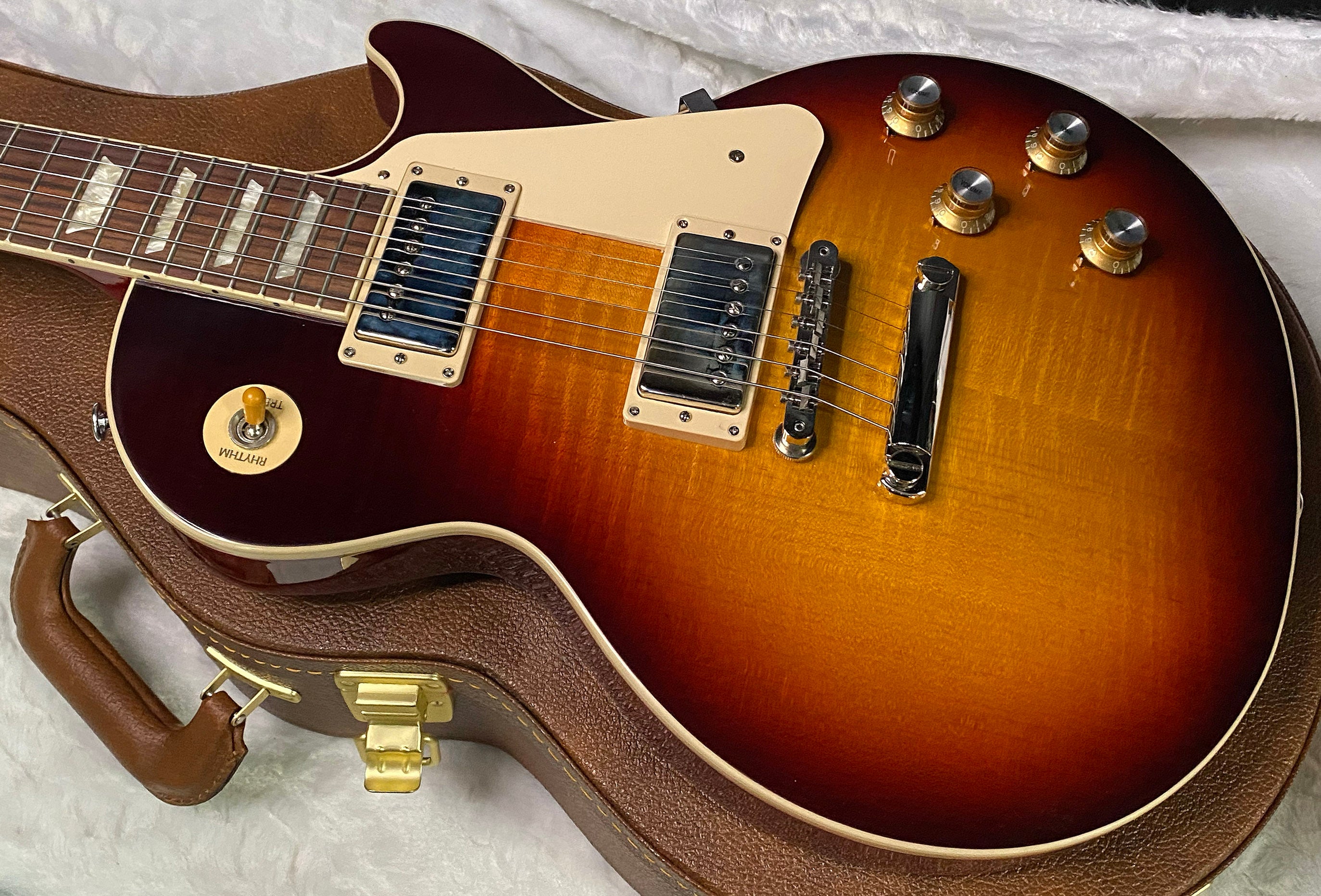NEW! Gibson Les Paul Standard '60s Bourbon Burst - Authorized Dealer - Only 9.2 lbs - G07275