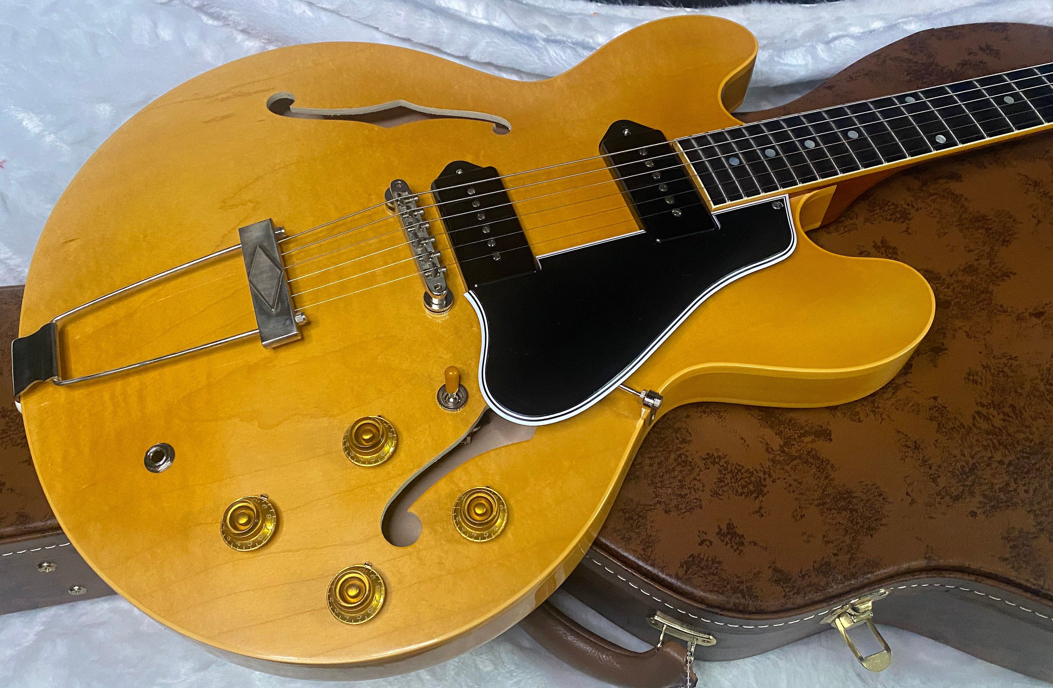NEW! Gibson Custom 1959 ES-330 Reissue Electric Guitar - Vintage Natural, VOS - Authorized Dealer - Only 6.4 lbs - In-Stock! G07362