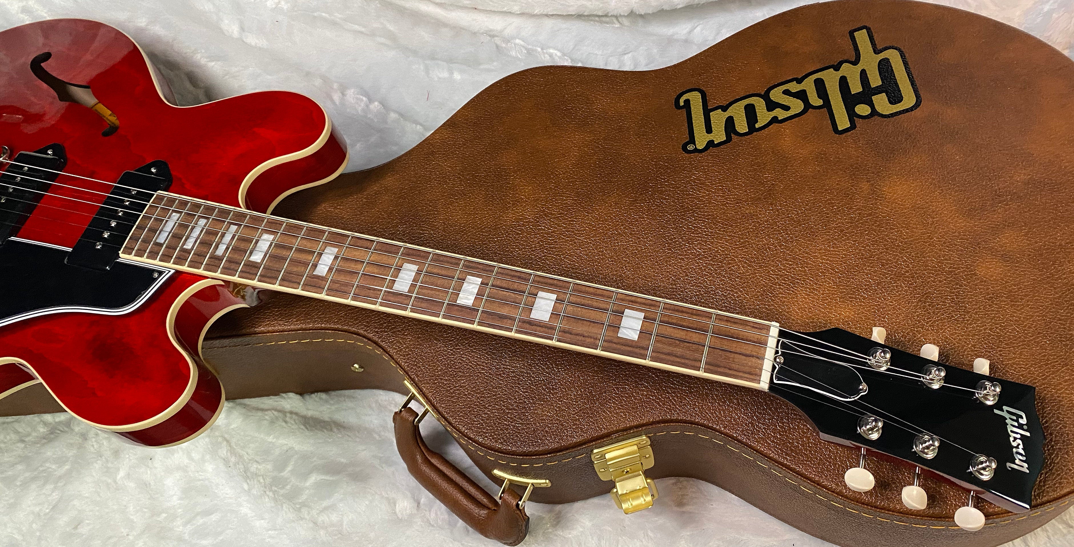 NEW ! Gibson ES-330 Hollowbody Electric Guitar - Sixties Cherry - Authorized Dealer - Only 6.3 lbs! G06715