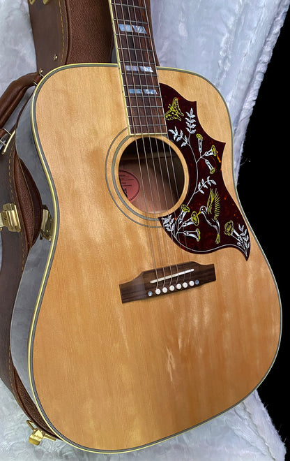 NEW ! Gibson Hummingbird Original - Antique Natural - Stunning Figured Spruce Top - WOW - 4.5 lbs - Acoustic Electric - Authorized Dealer - G07357