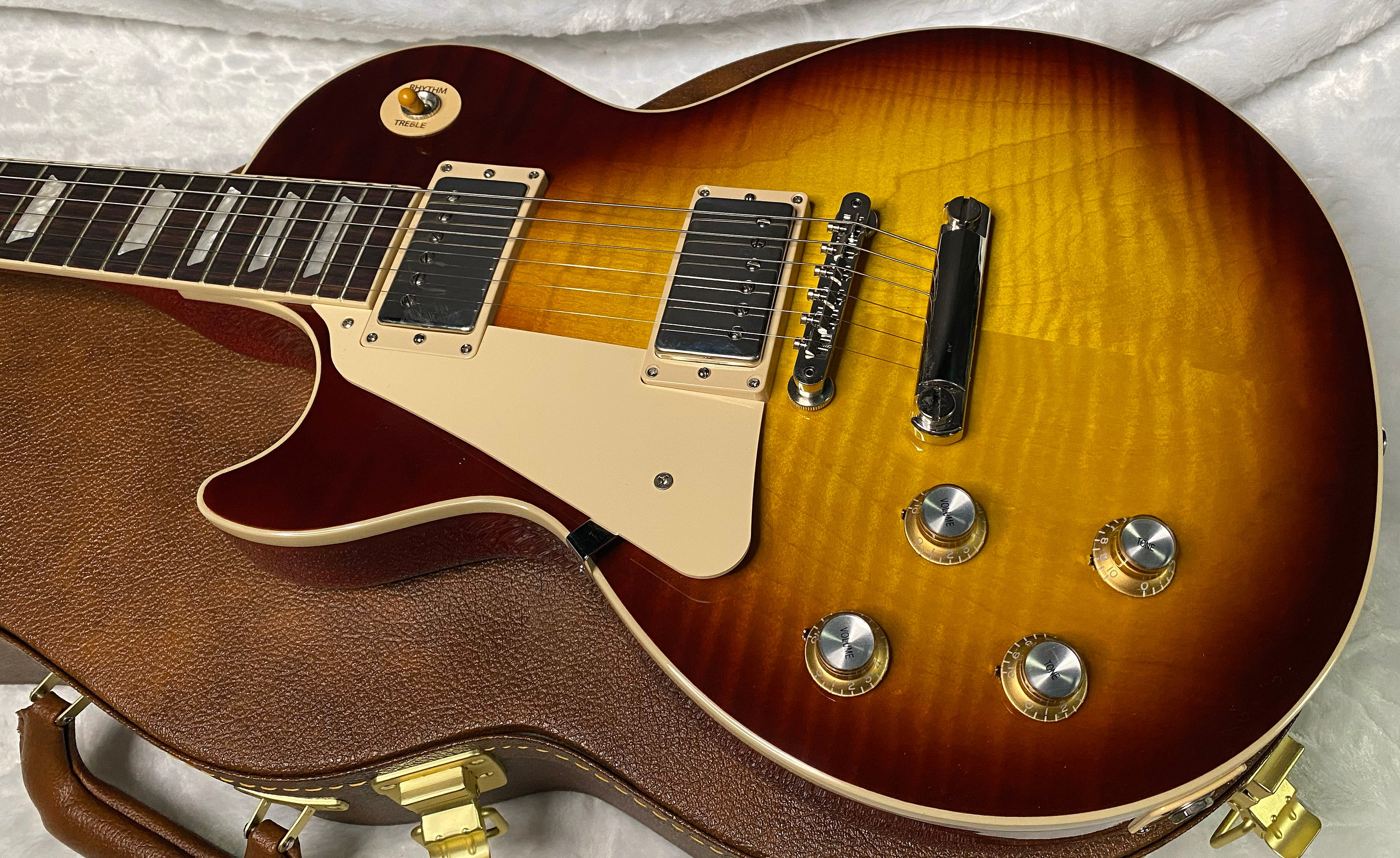 NEW! Gibson Les Paul 60's Standard Iced Tea - Left Handed - Authorized Dealer - Beautiful Flame Maple Top - 10.1 lbs - G07354
