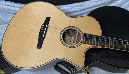 NEW ! Taylor 814ce-N Nylon Classical Acoustic-Electric Guitar - Natural Gloss - 4.2lbs - Authorized Dealer
